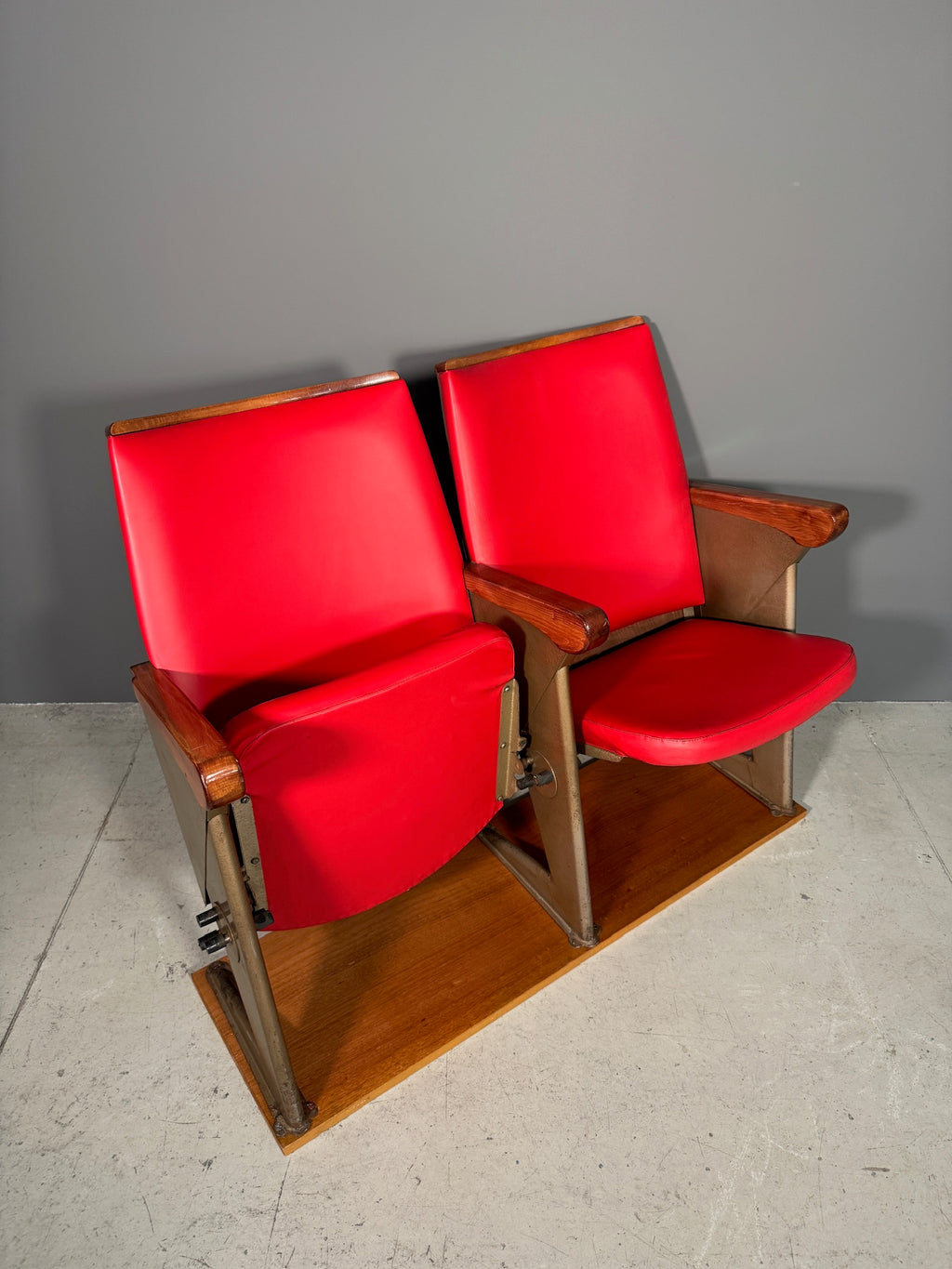 Sedie da Cinema LV4 di Gastone Rinaldi