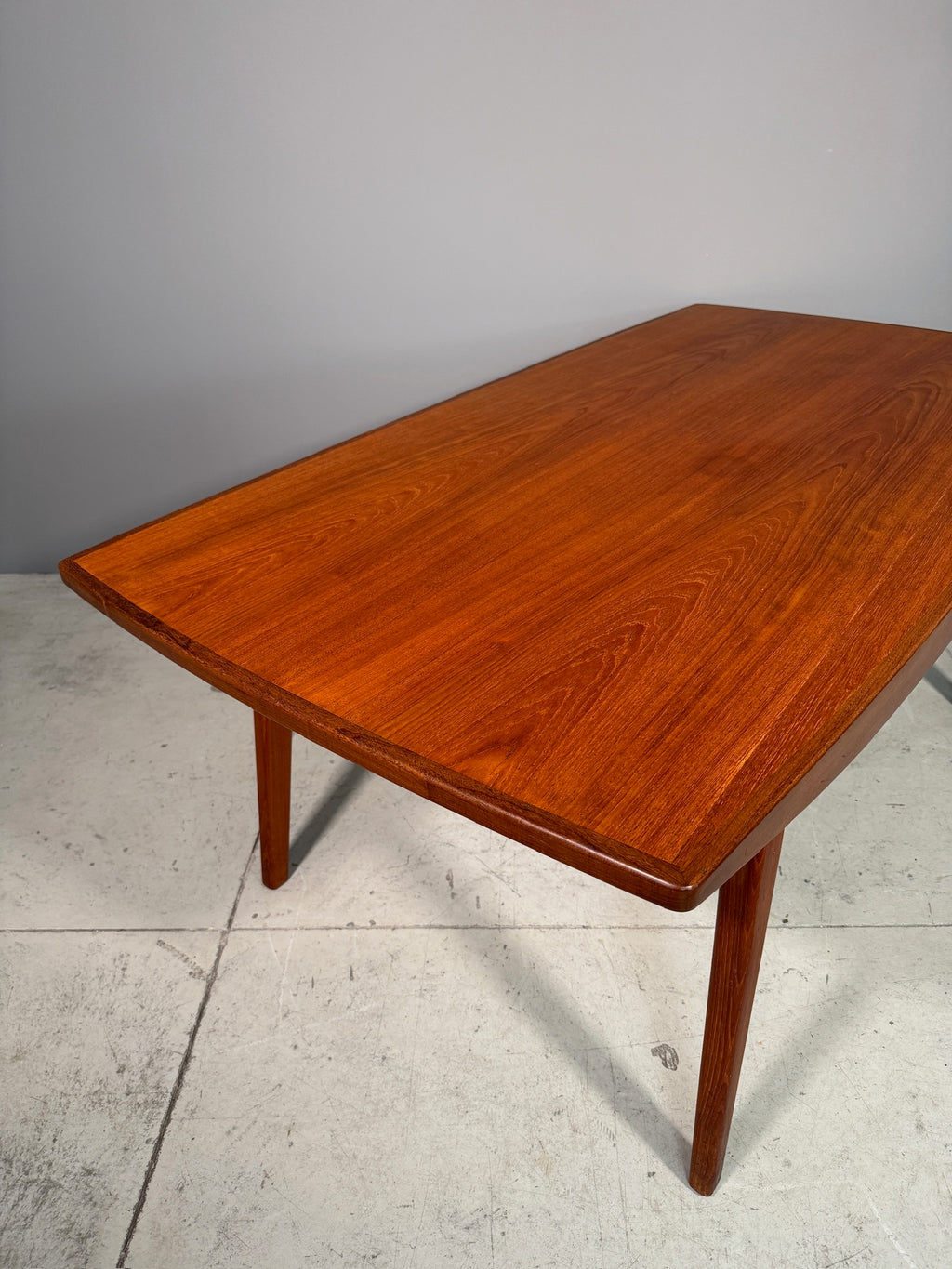 Tavolo danese in teak