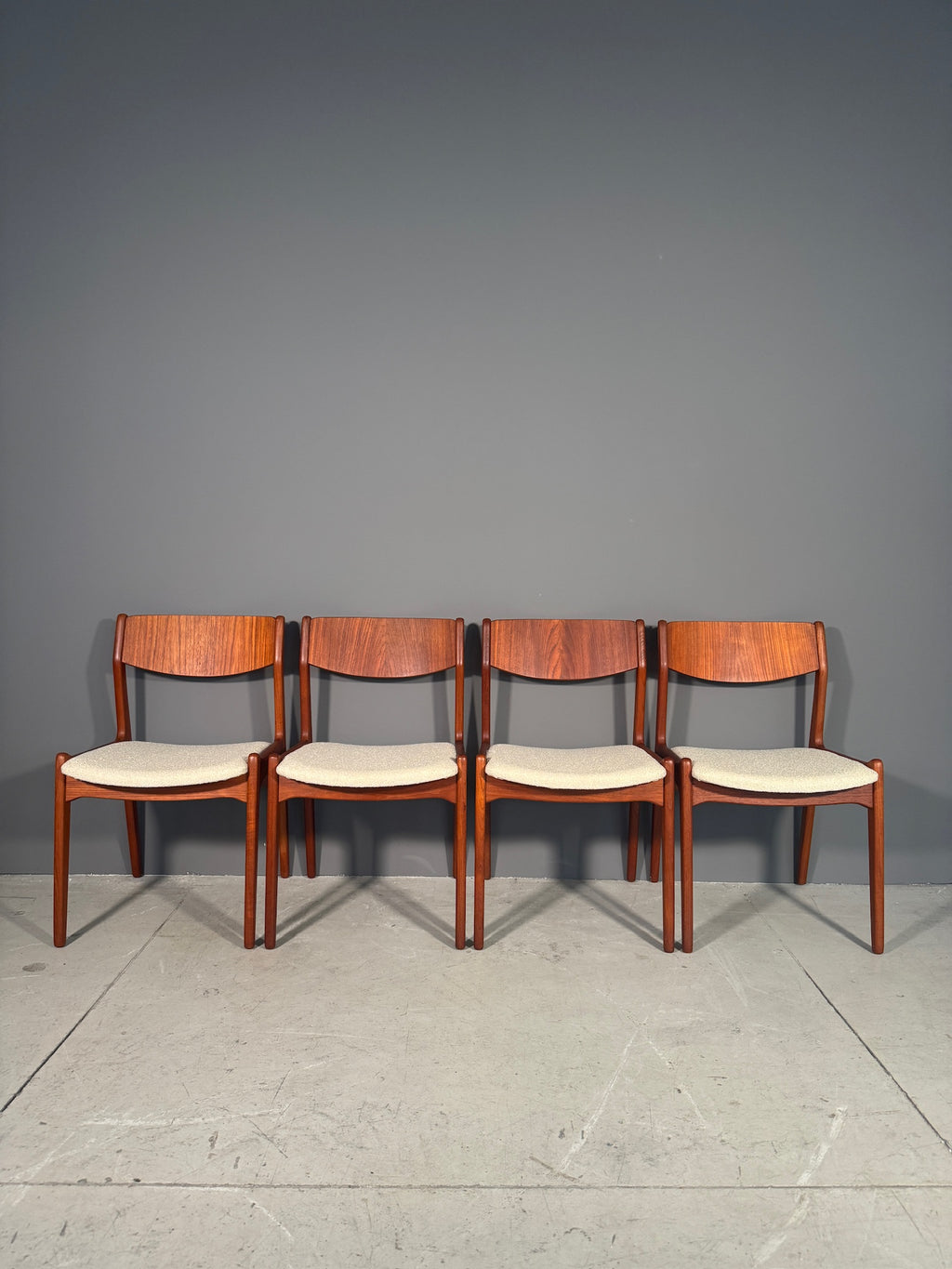 Sedia danese in teak