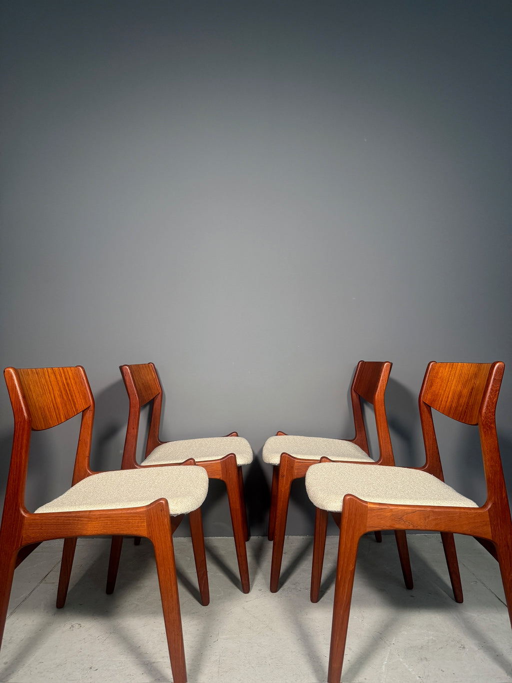 Sedia danese in teak