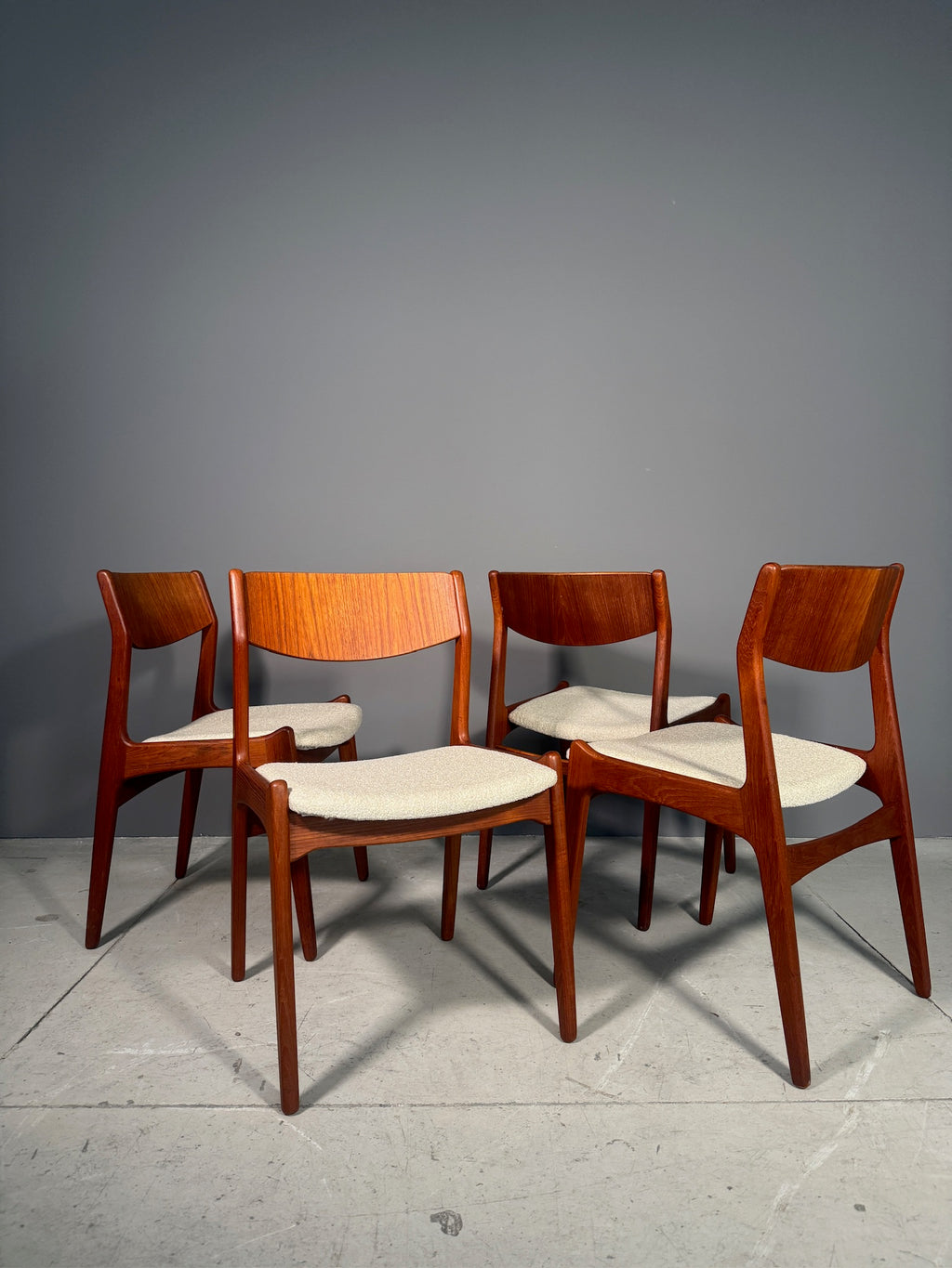 Sedia danese in teak