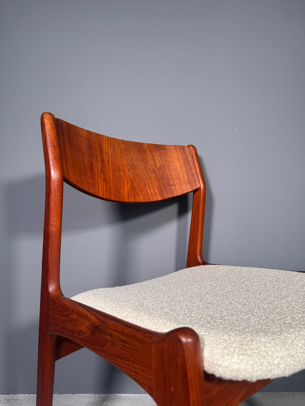 Sedia danese in teak