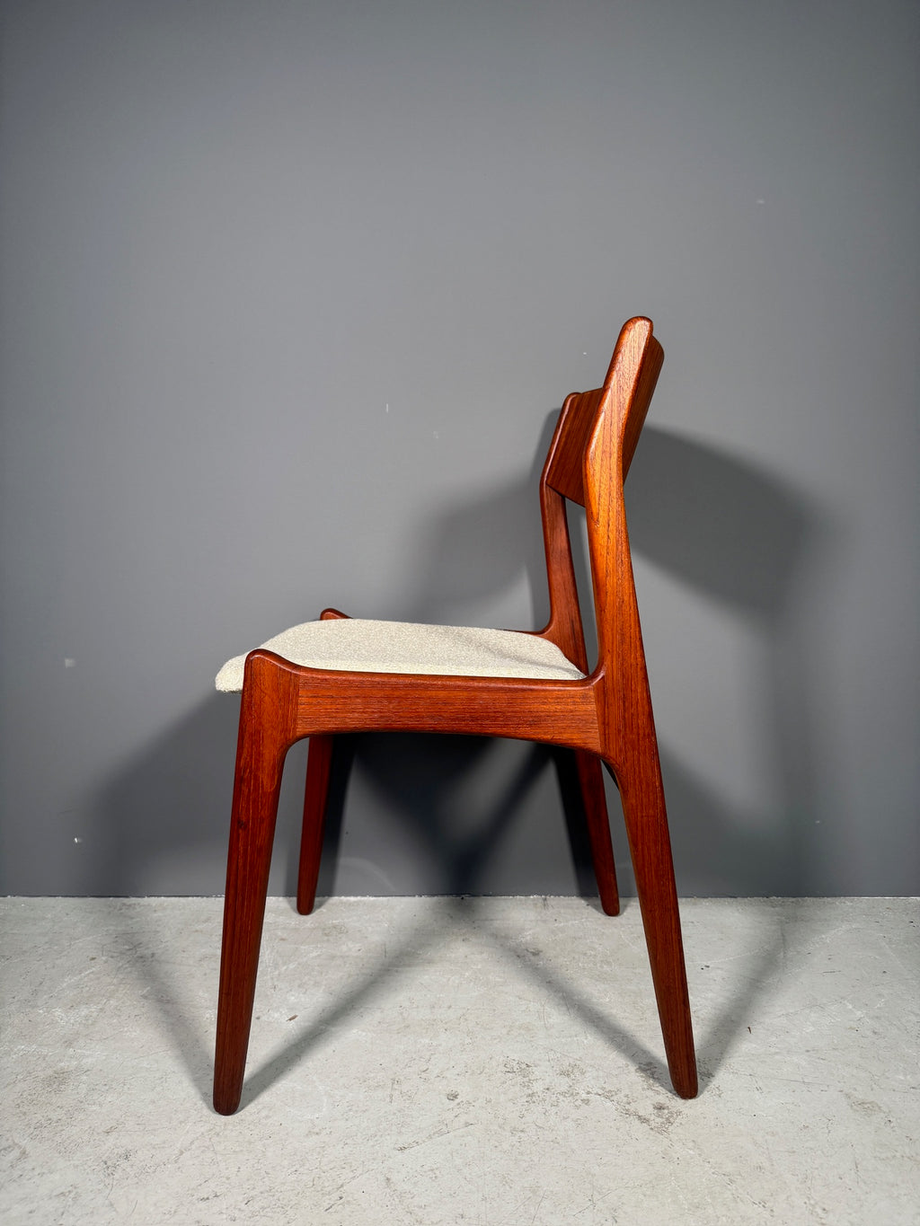 Sedia danese in teak