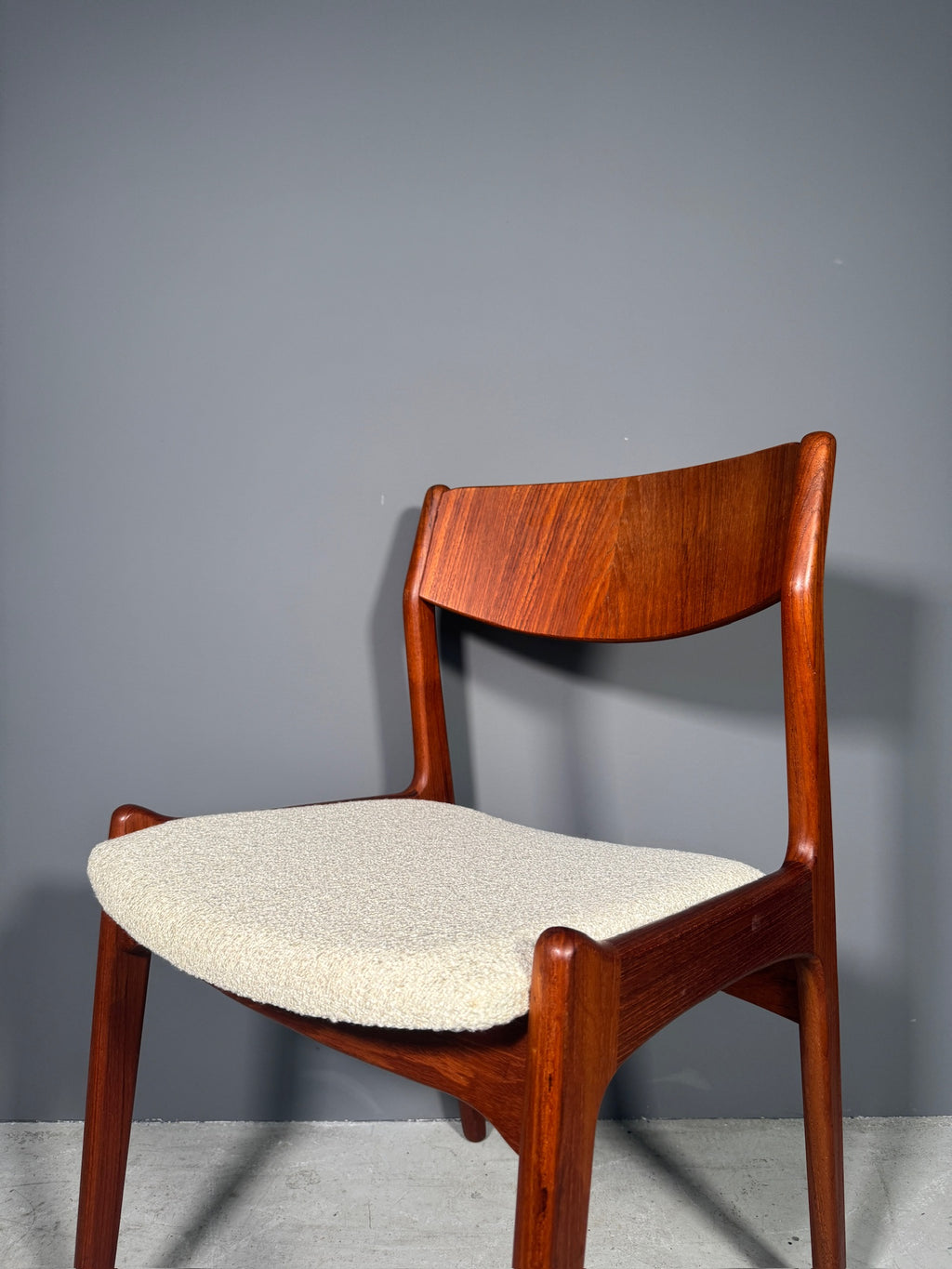 Sedia danese in teak