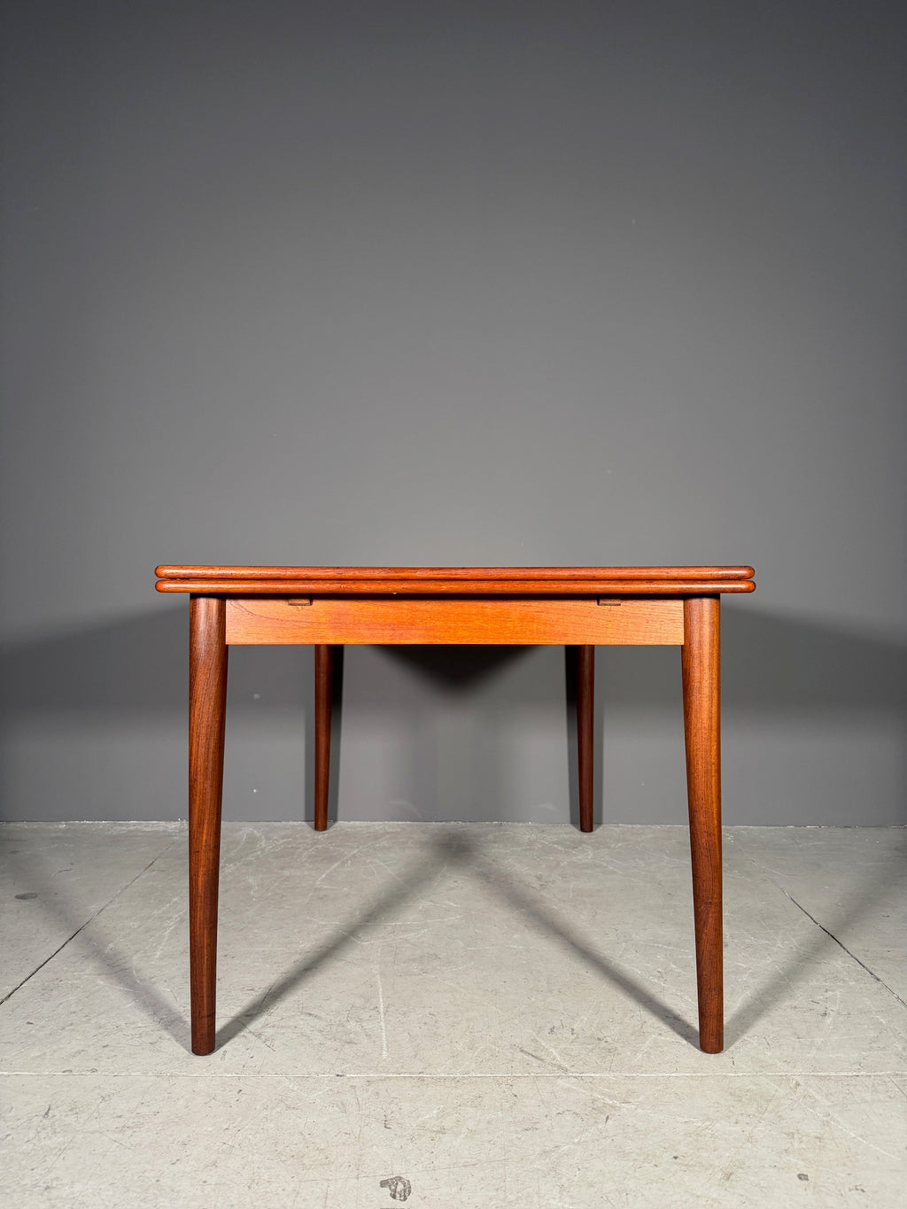 Tavolo allungabile in teak