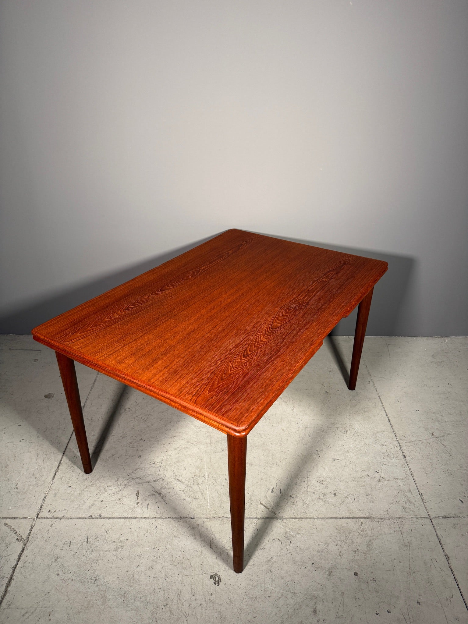 Tavolo allungabile in teak