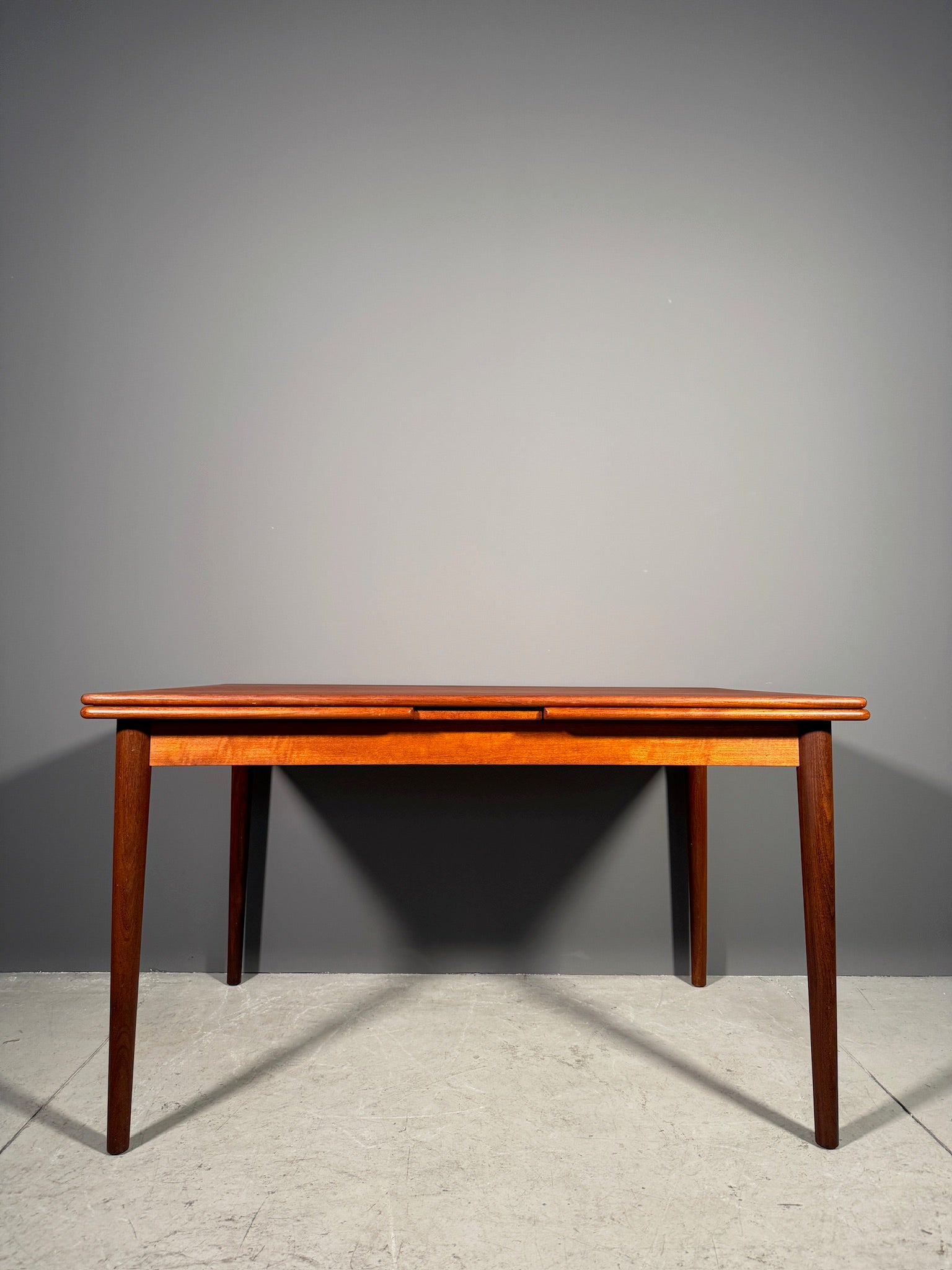 Tavolo allungabile in teak