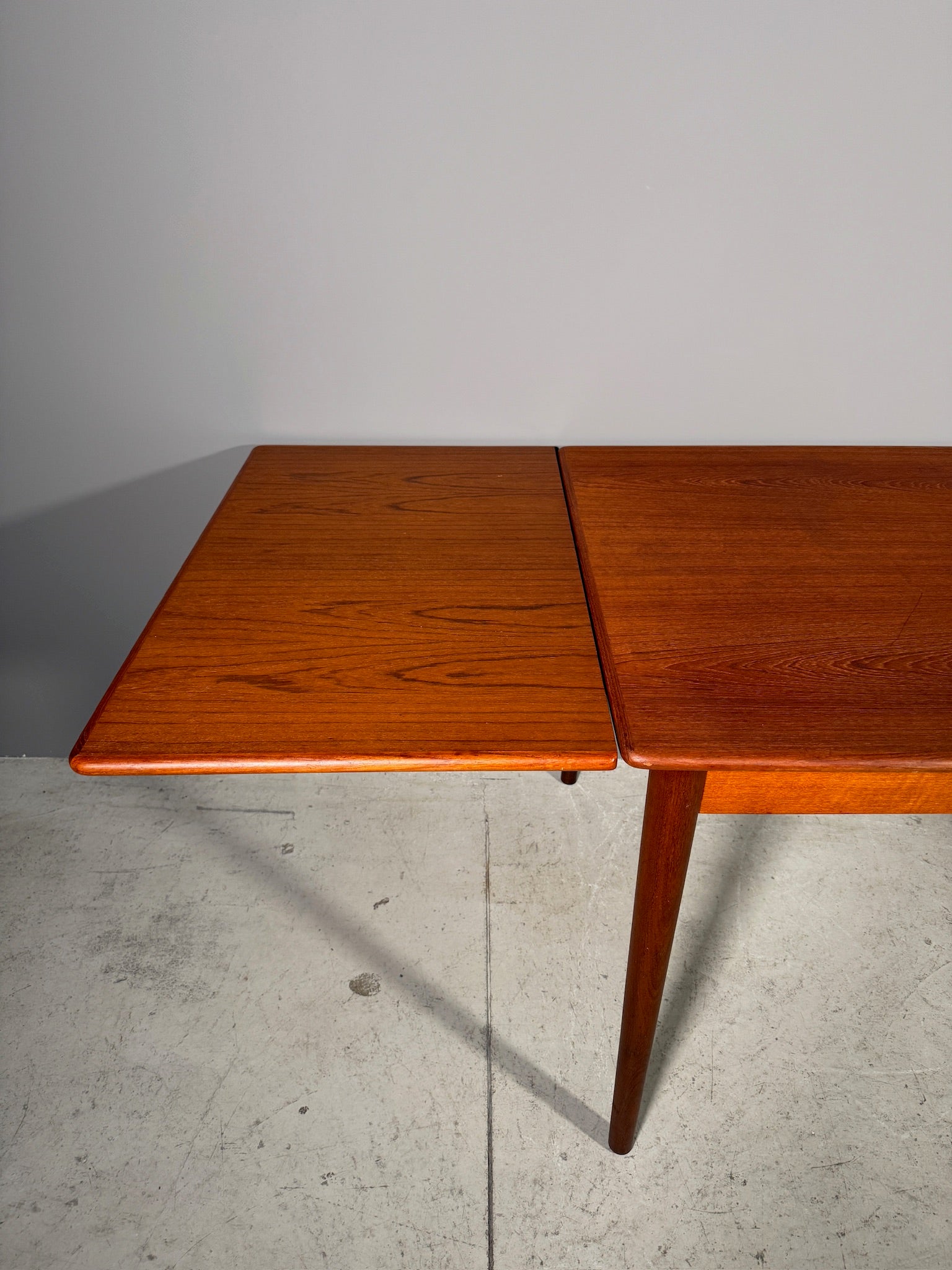 Tavolo allungabile in teak