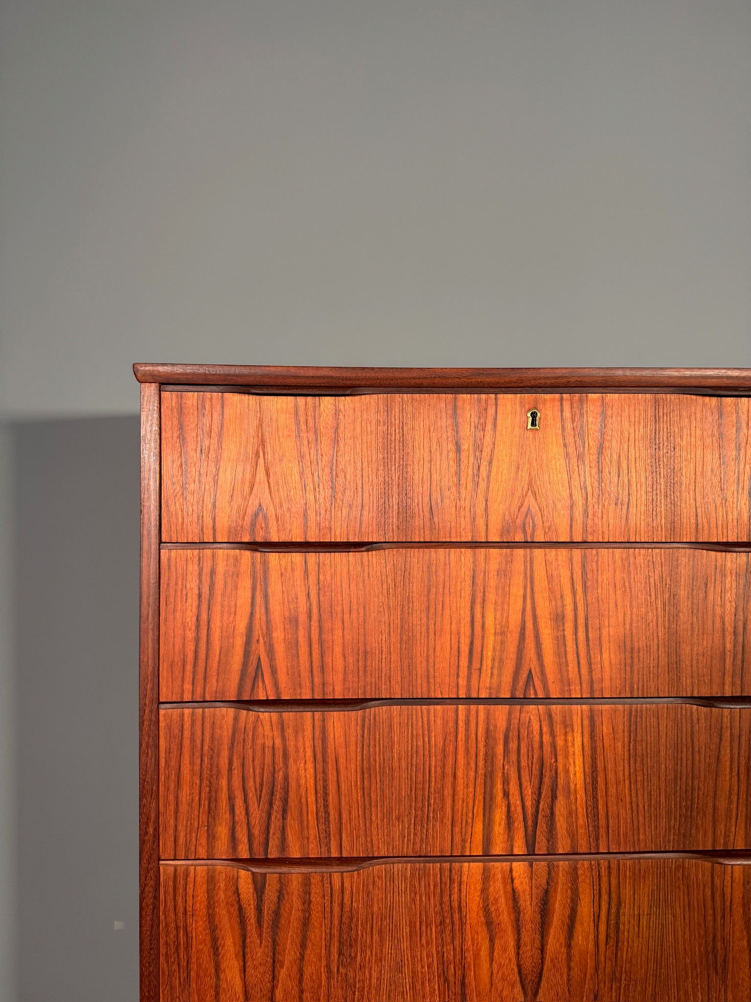 Cassettiera danese in teak