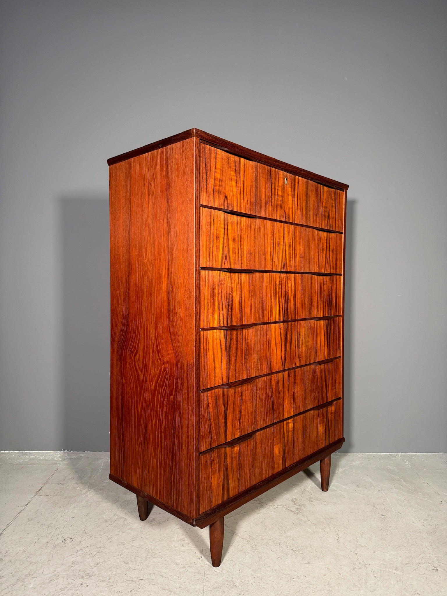 Cassettiera danese in teak