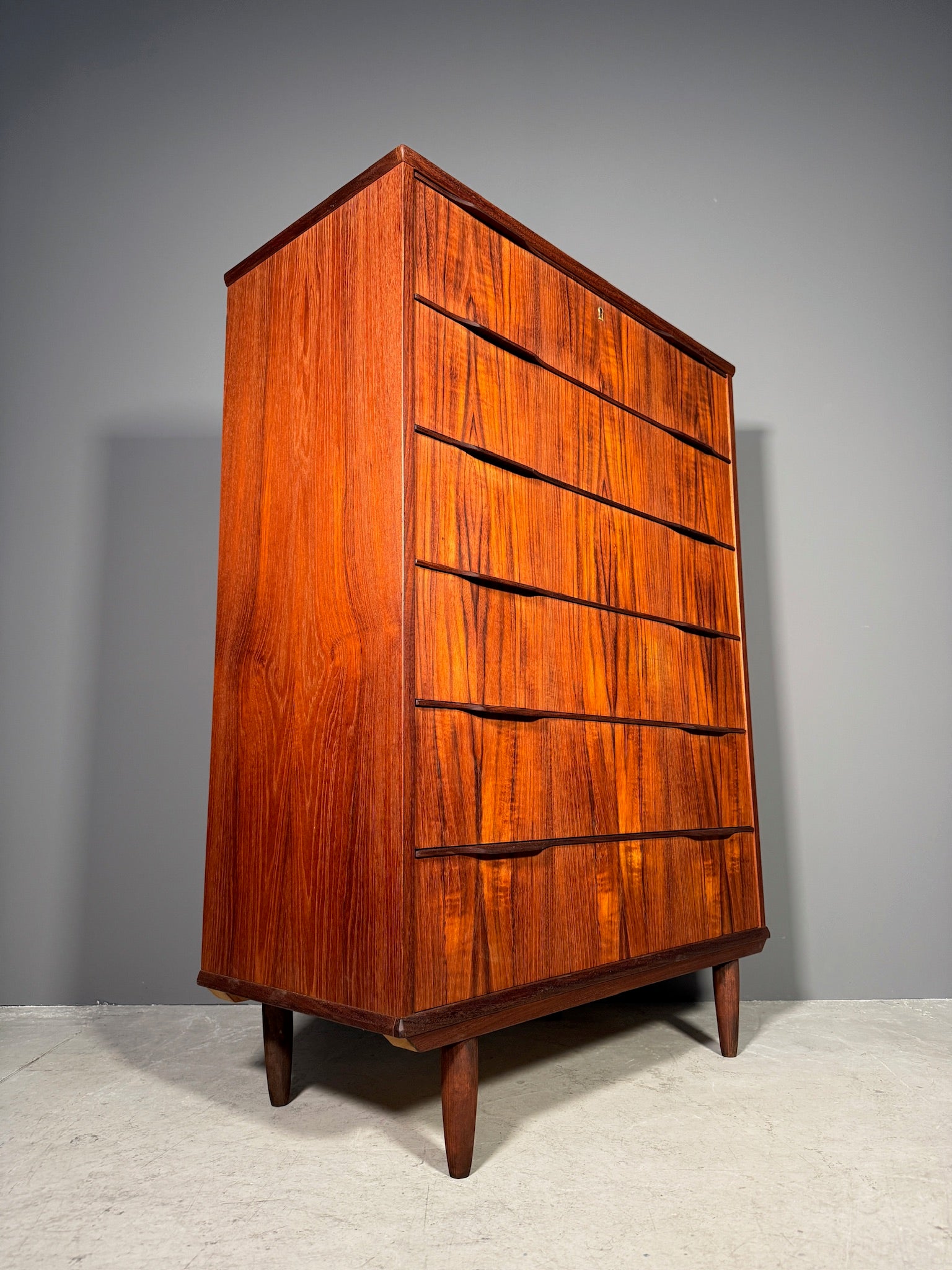 Cassettiera danese in teak