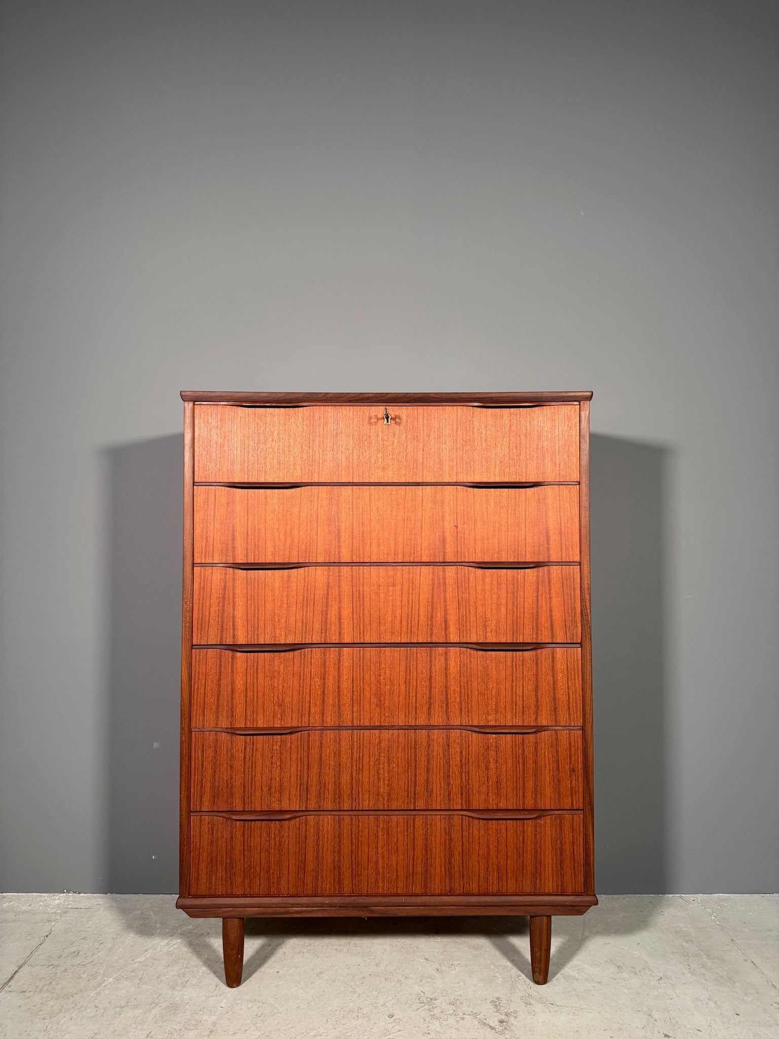 Cassettiera danese in teak
