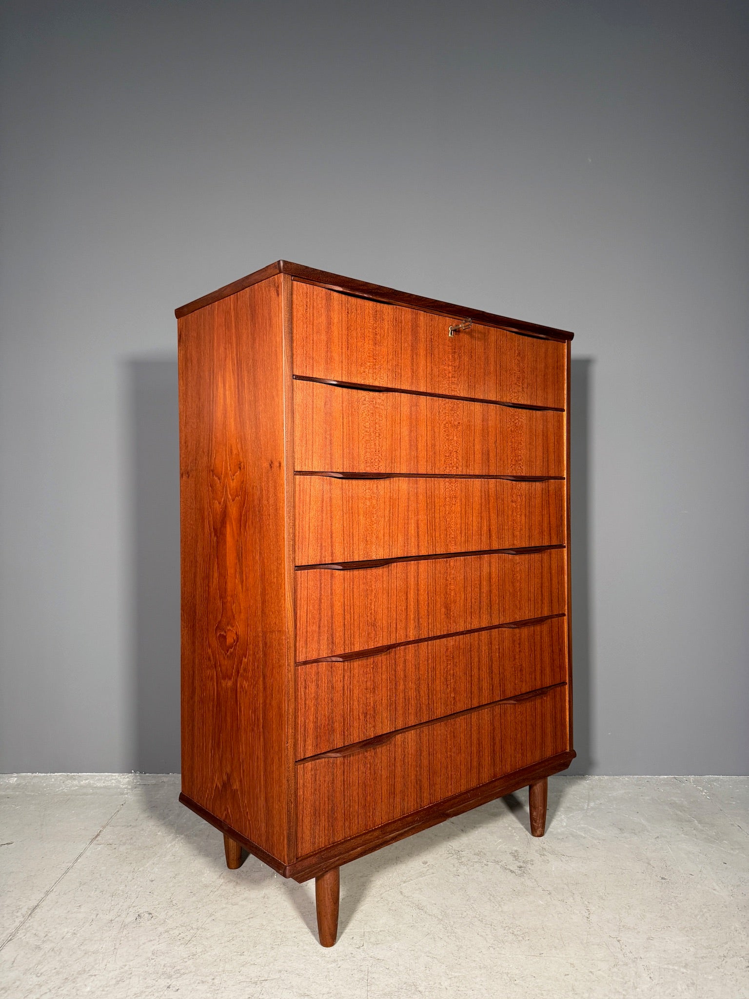 Cassettiera danese in teak