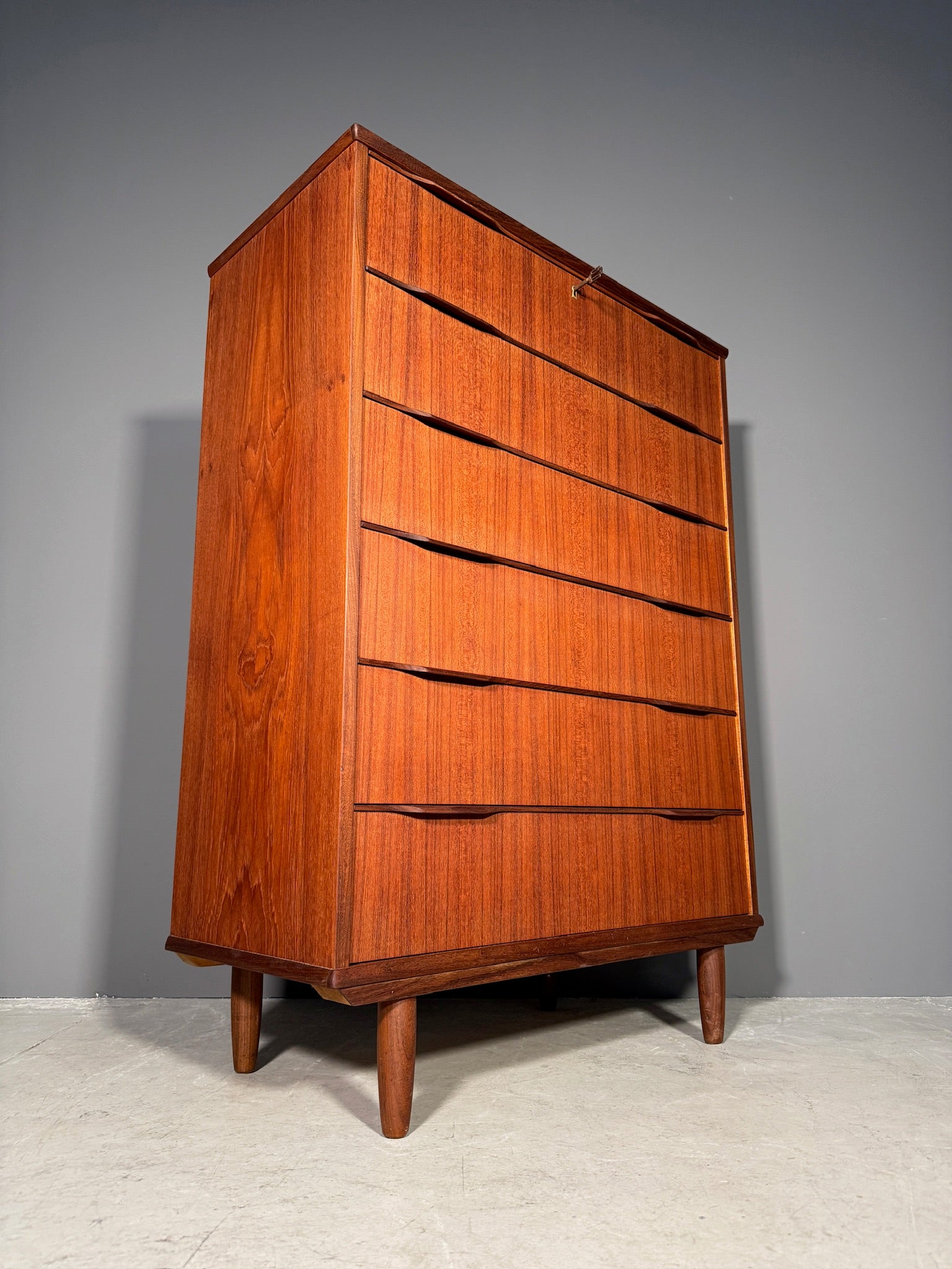 Cassettiera danese in teak
