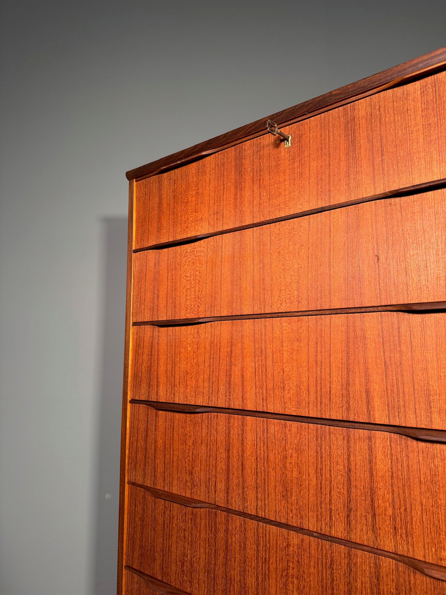Cassettiera danese in teak