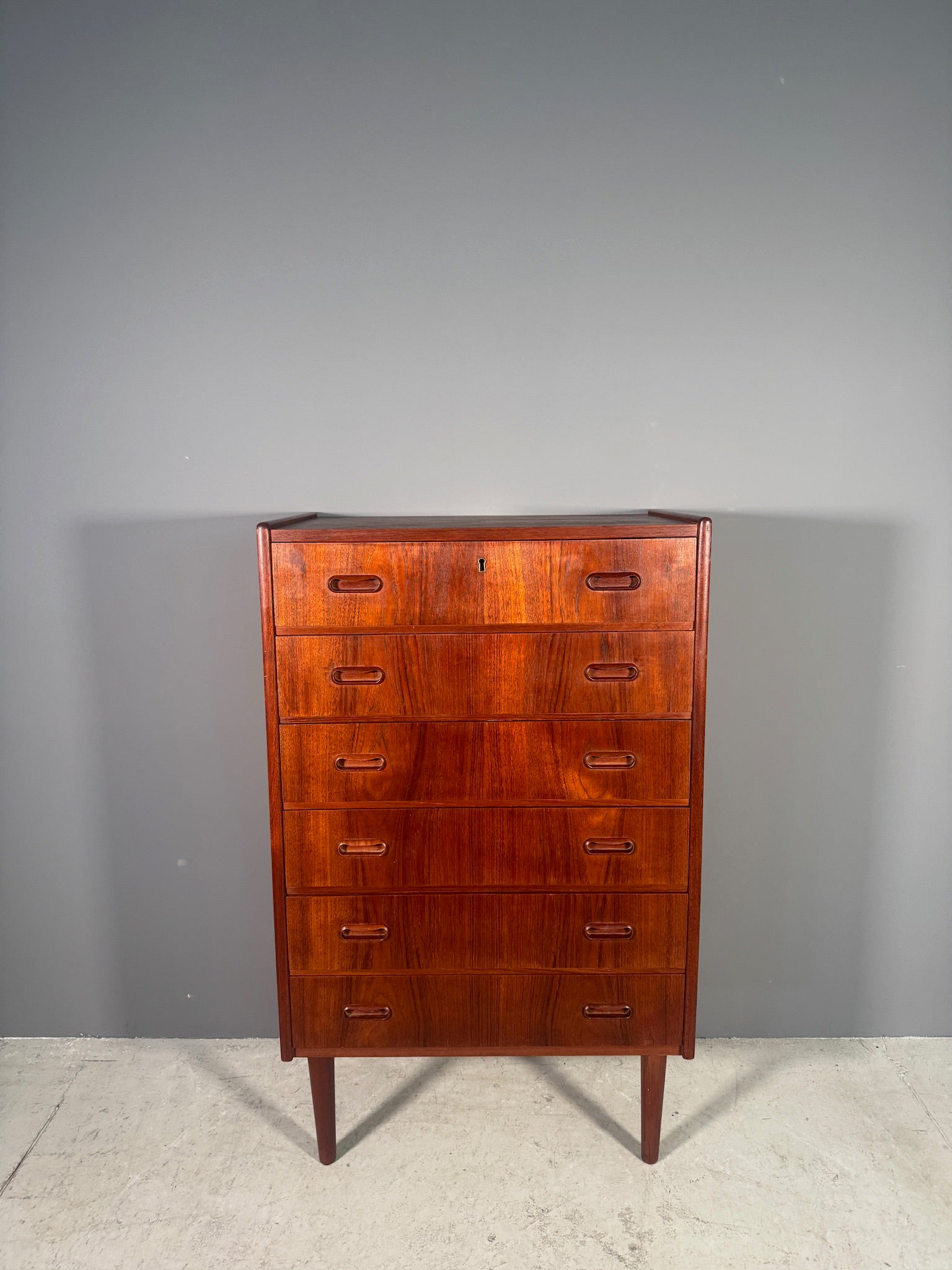 Cassettiera in teak anni 70