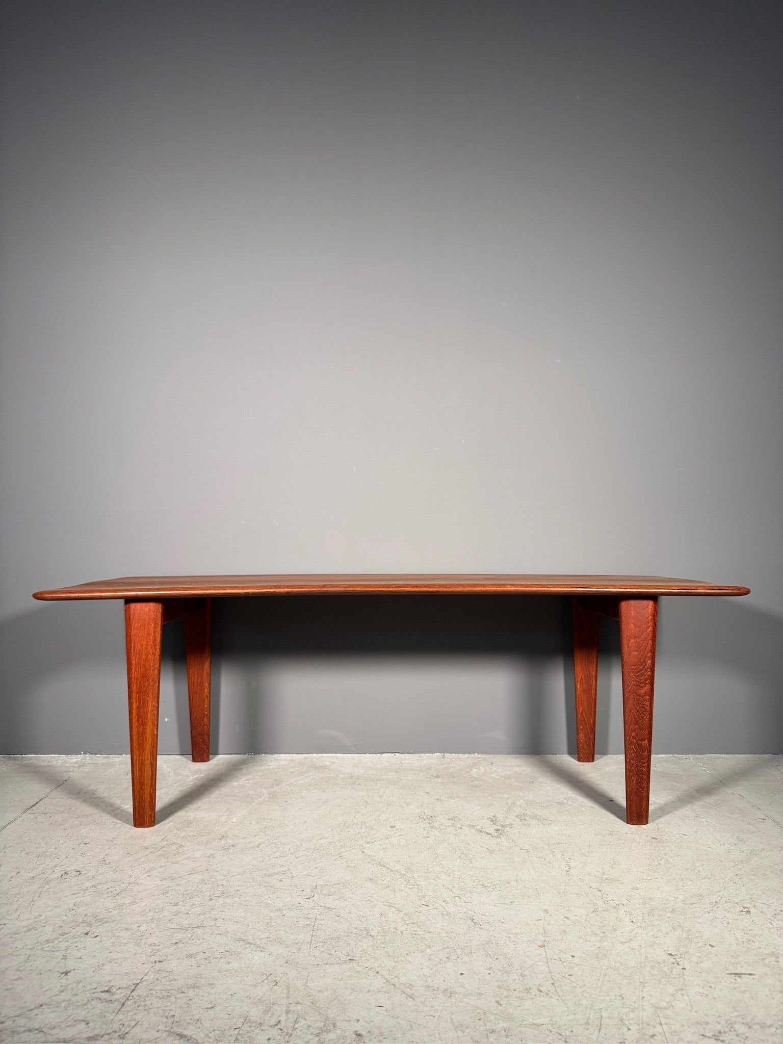 Tavolino danese in teak