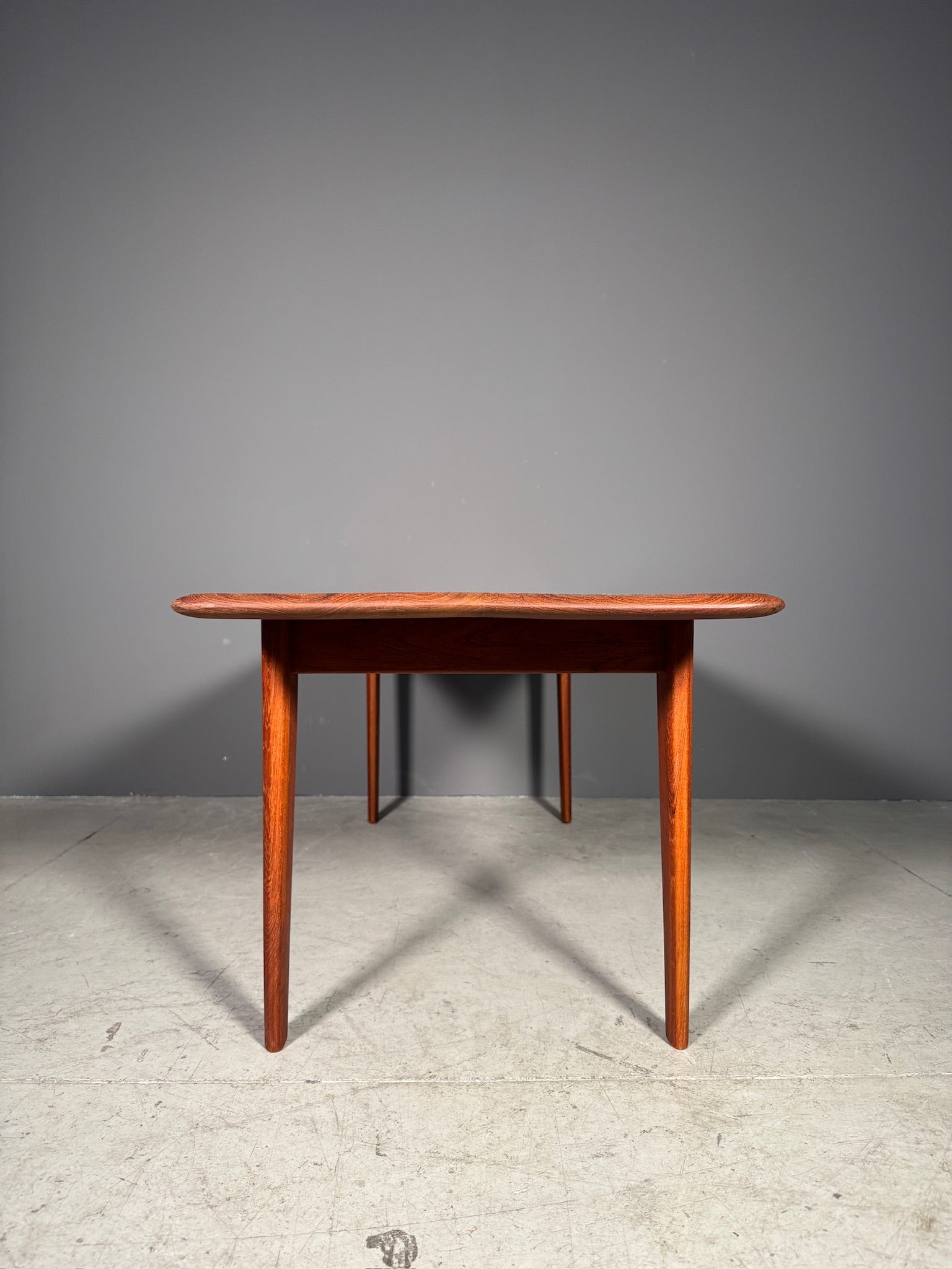 Tavolino danese in teak