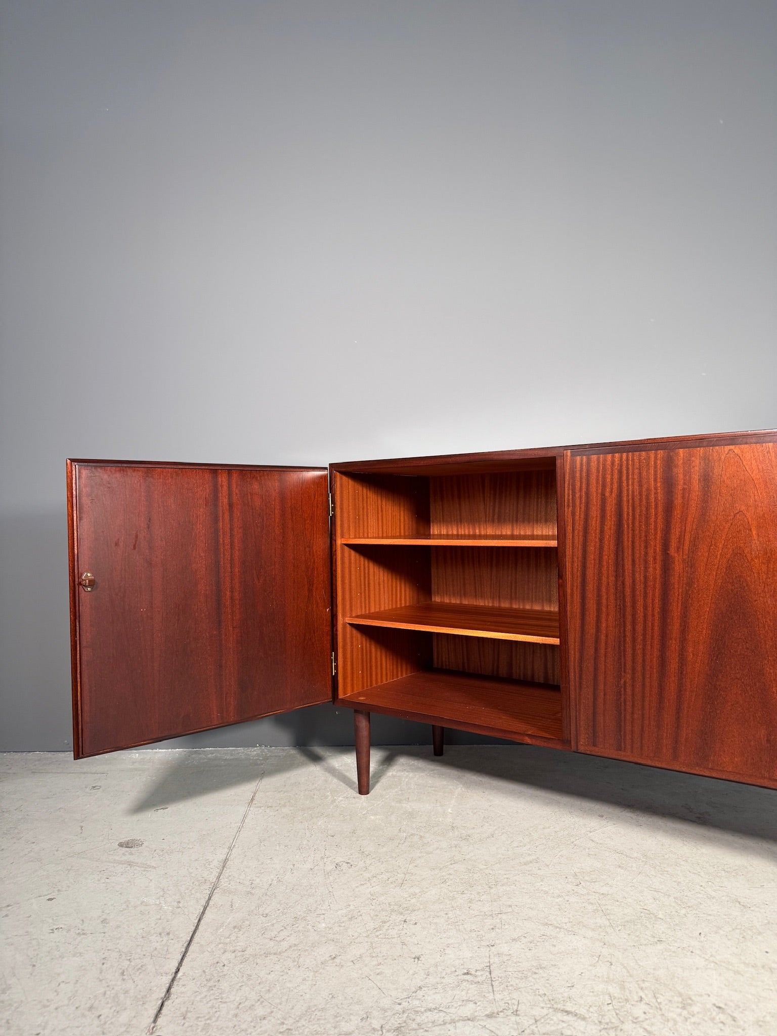 Sideboard in palissandro di Omann Jun