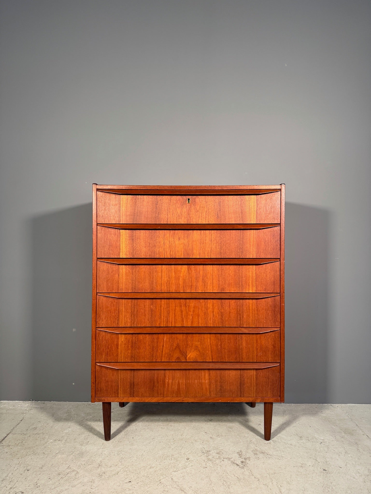 Cassettiera danese in teak