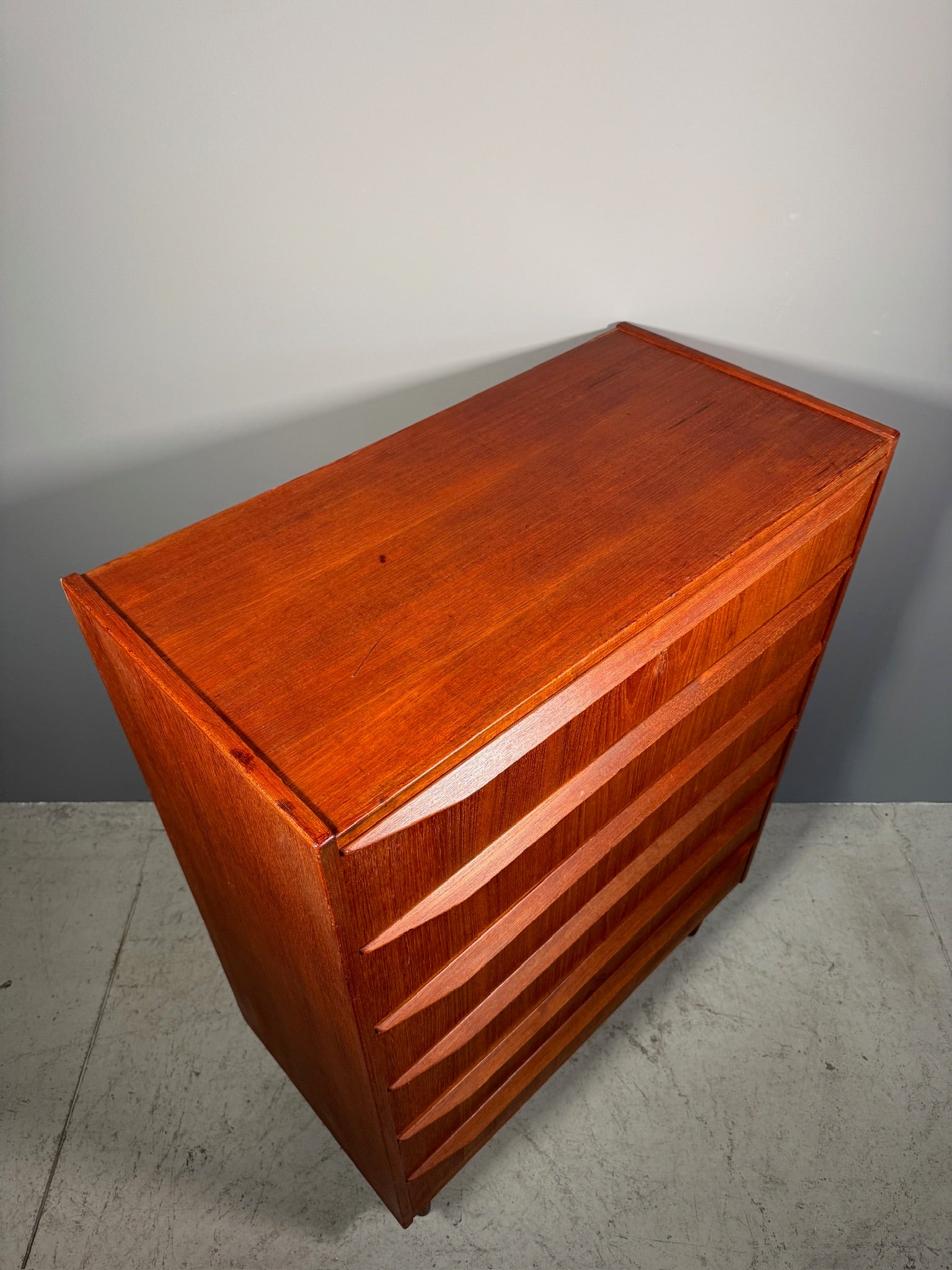 Cassettiera danese in teak