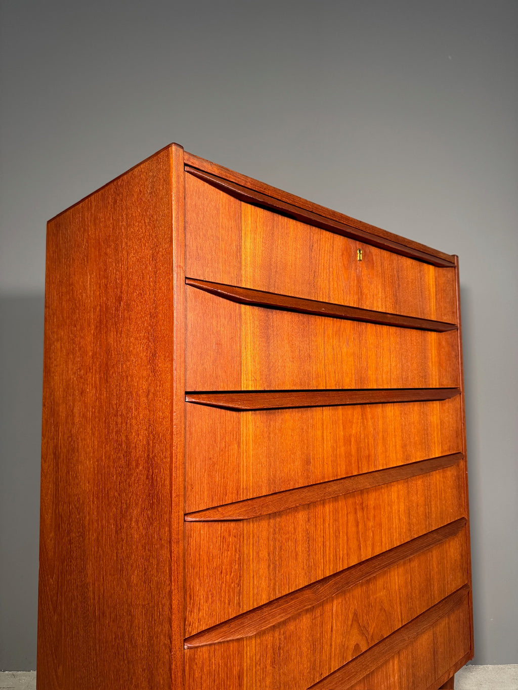 Cassettiera danese in teak