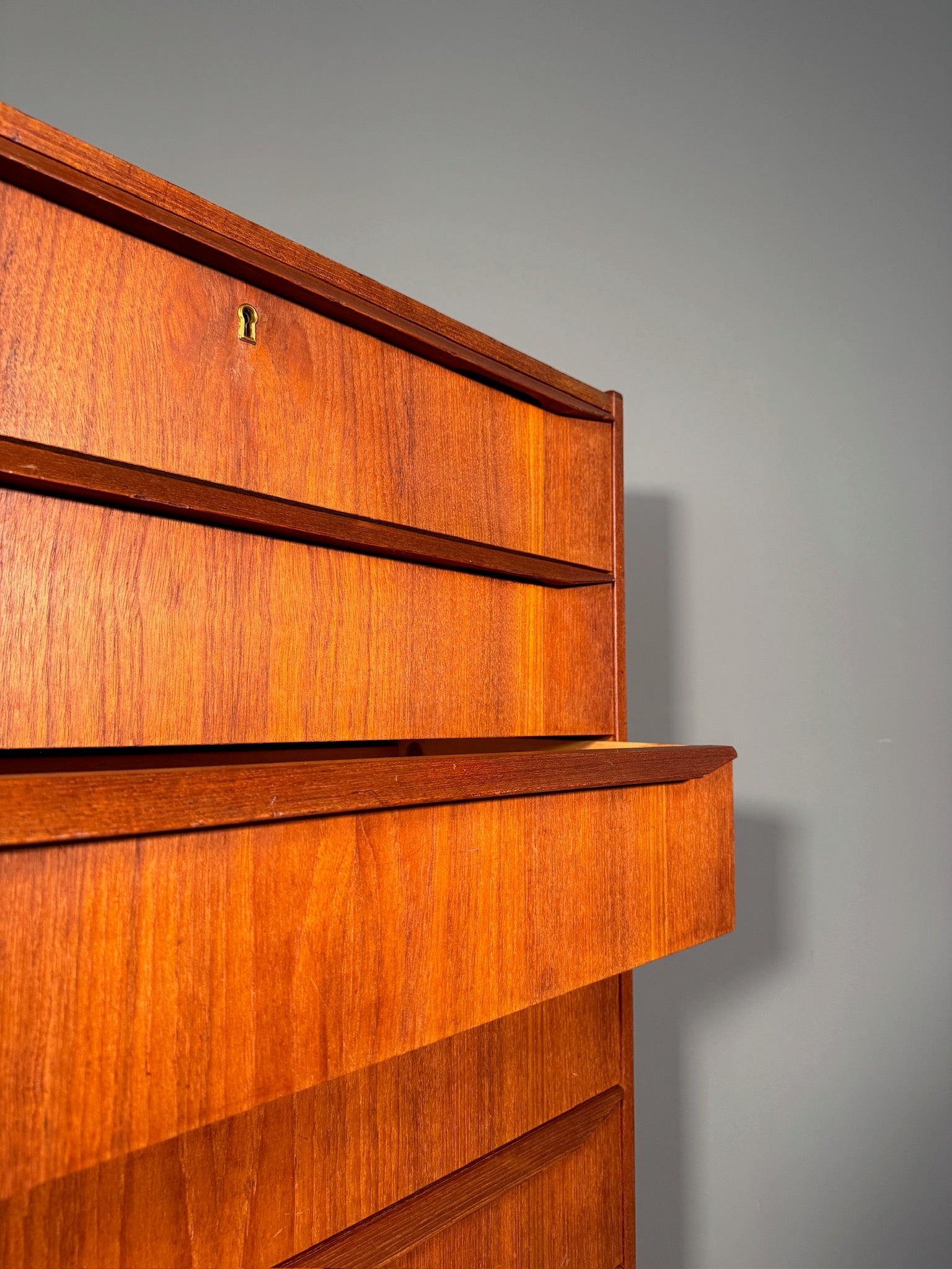Cassettiera danese in teak