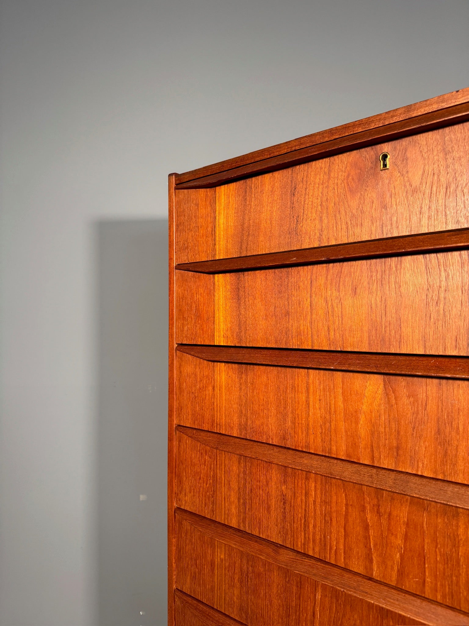 Cassettiera danese in teak