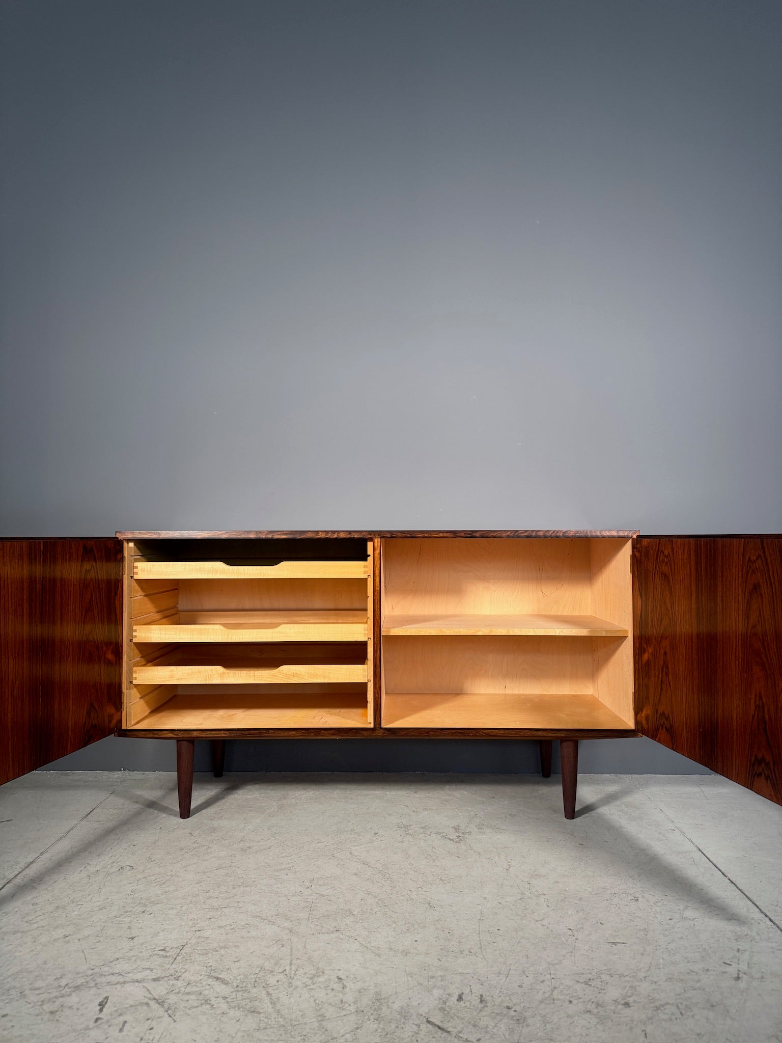 Sideboard in palissandro di Poul Hundevad