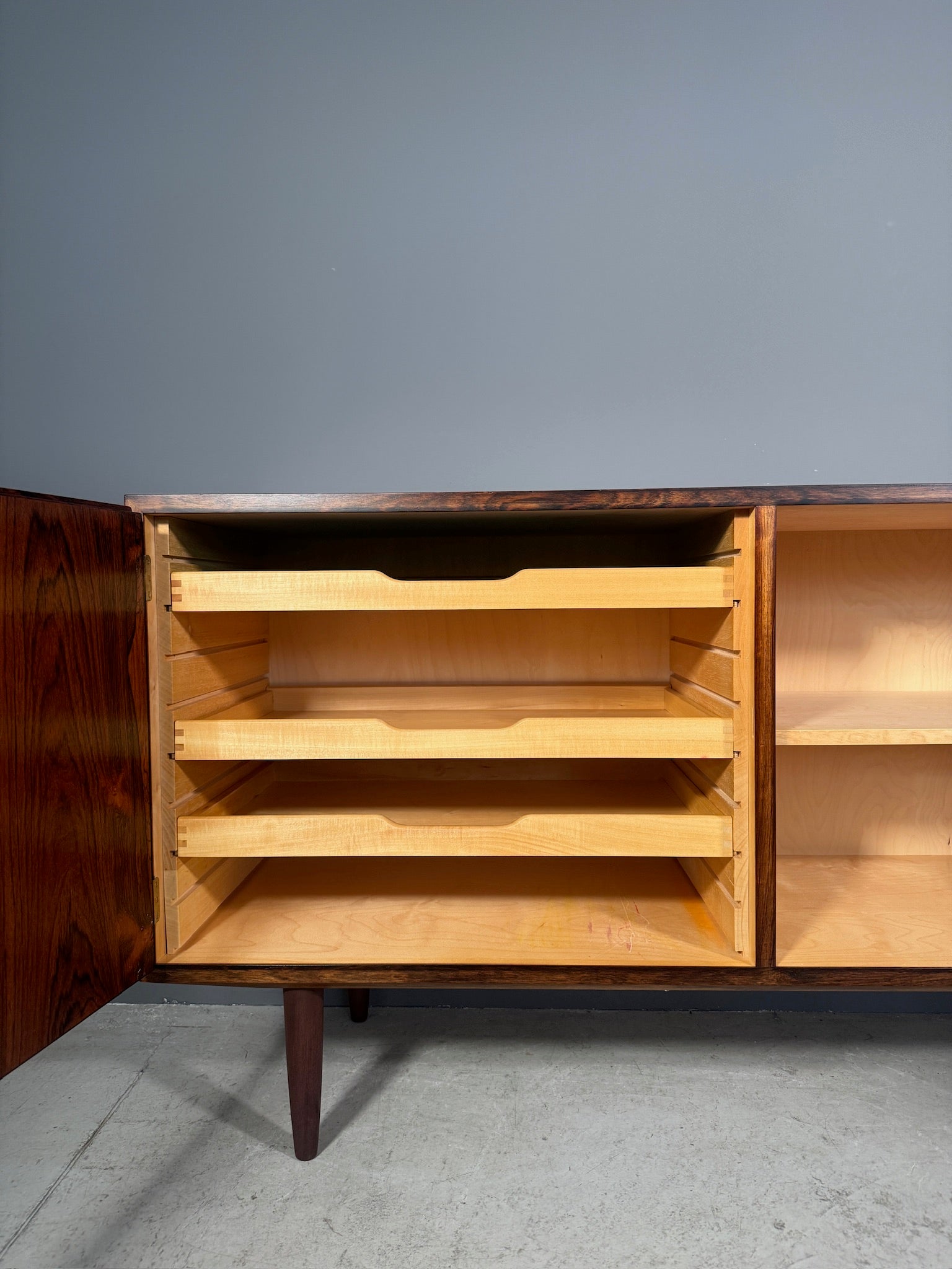 Sideboard in palissandro di Poul Hundevad