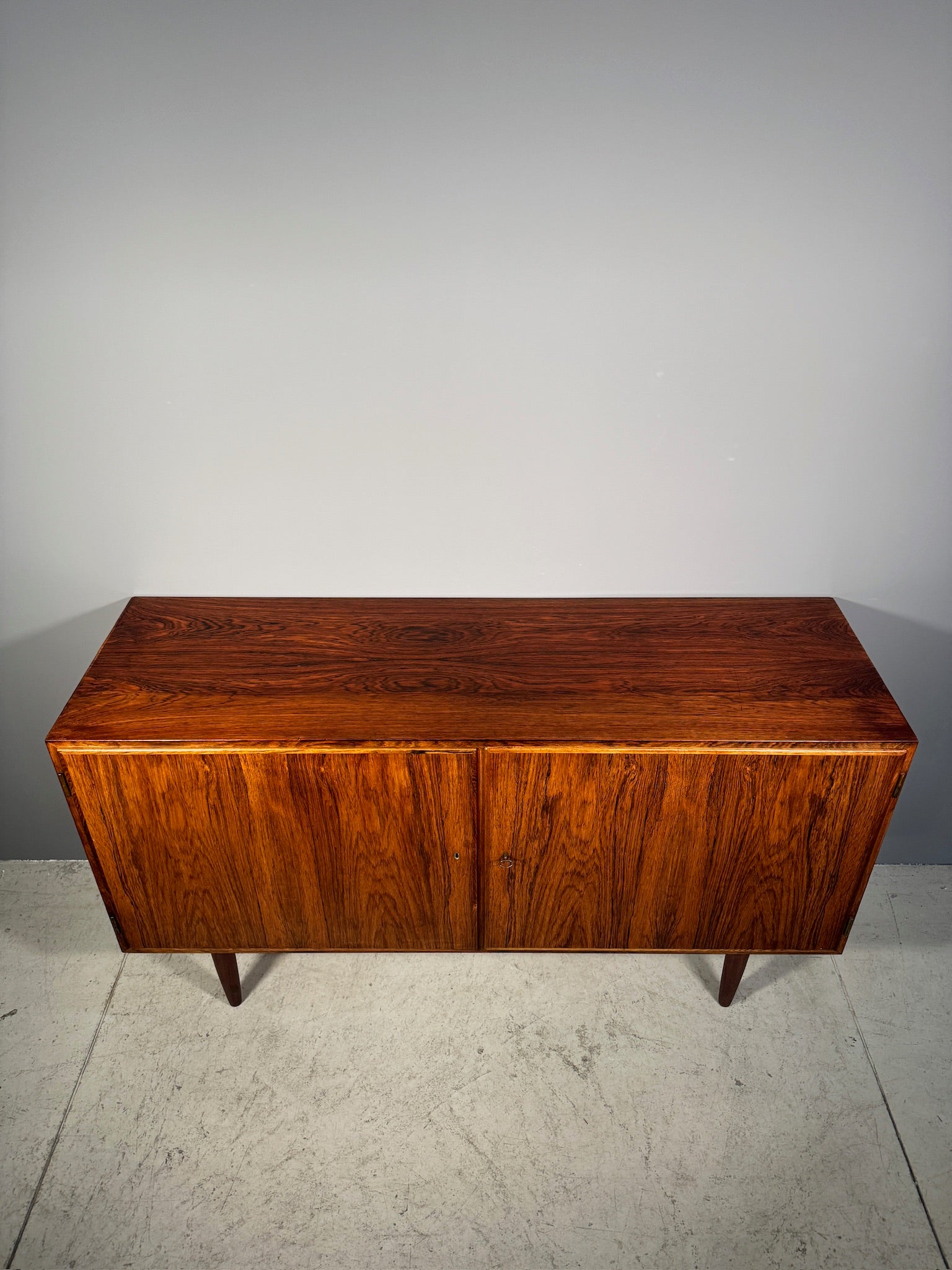 Sideboard in palissandro di Poul Hundevad