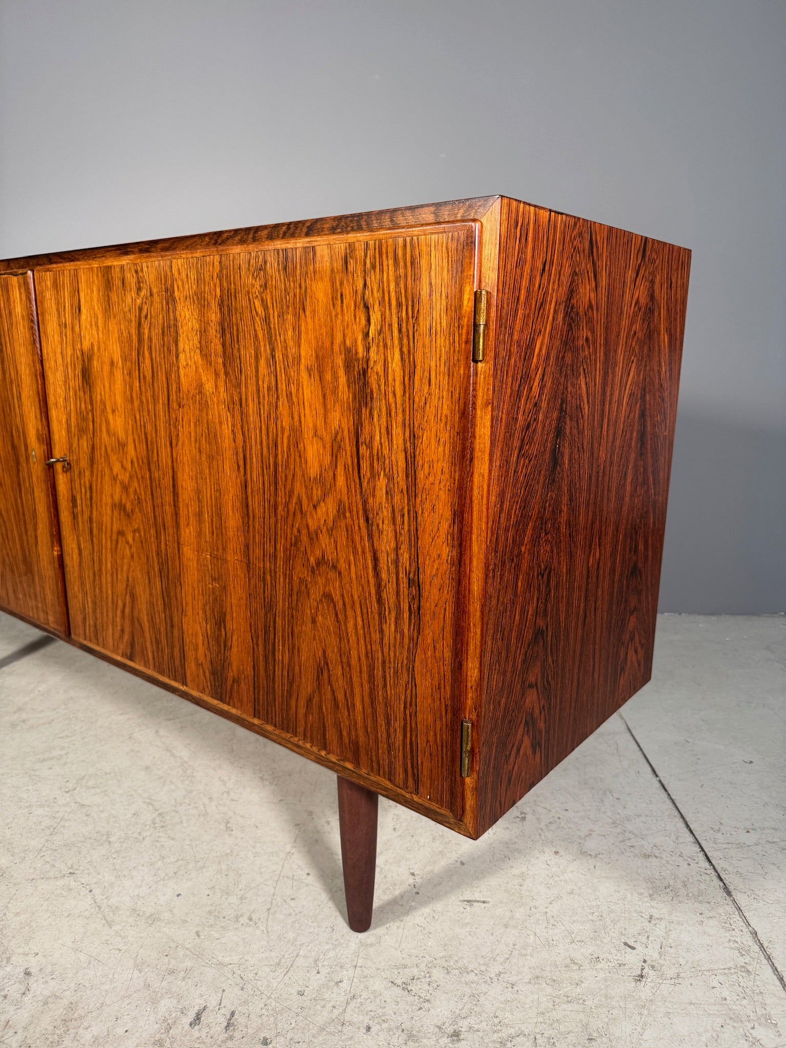 Sideboard in palissandro di Poul Hundevad