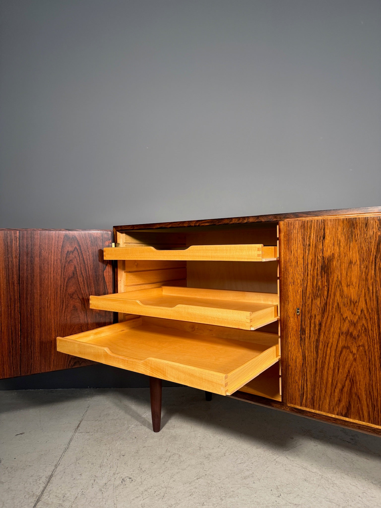 Sideboard in palissandro di Poul Hundevad