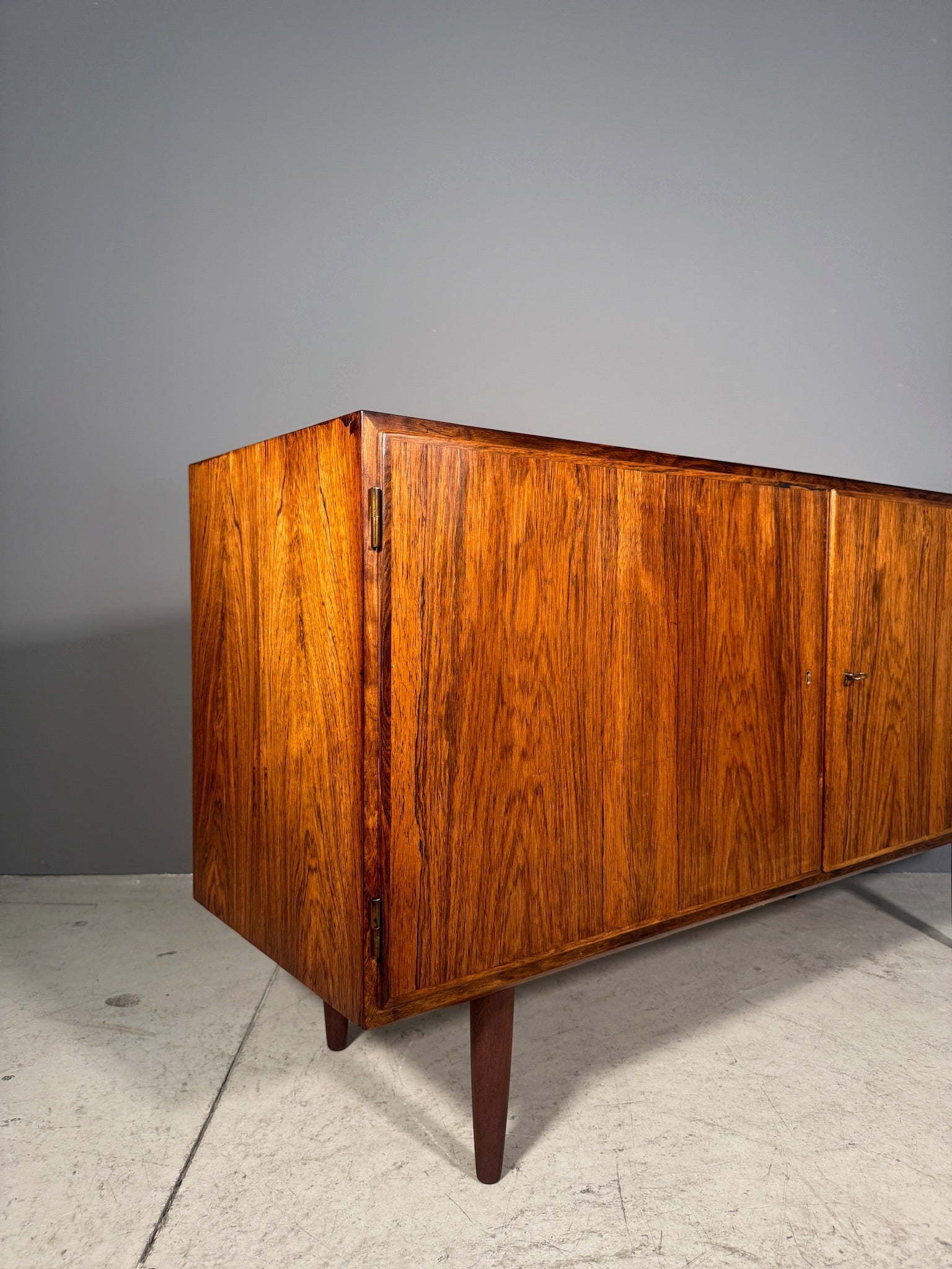 Sideboard in palissandro di Poul Hundevad