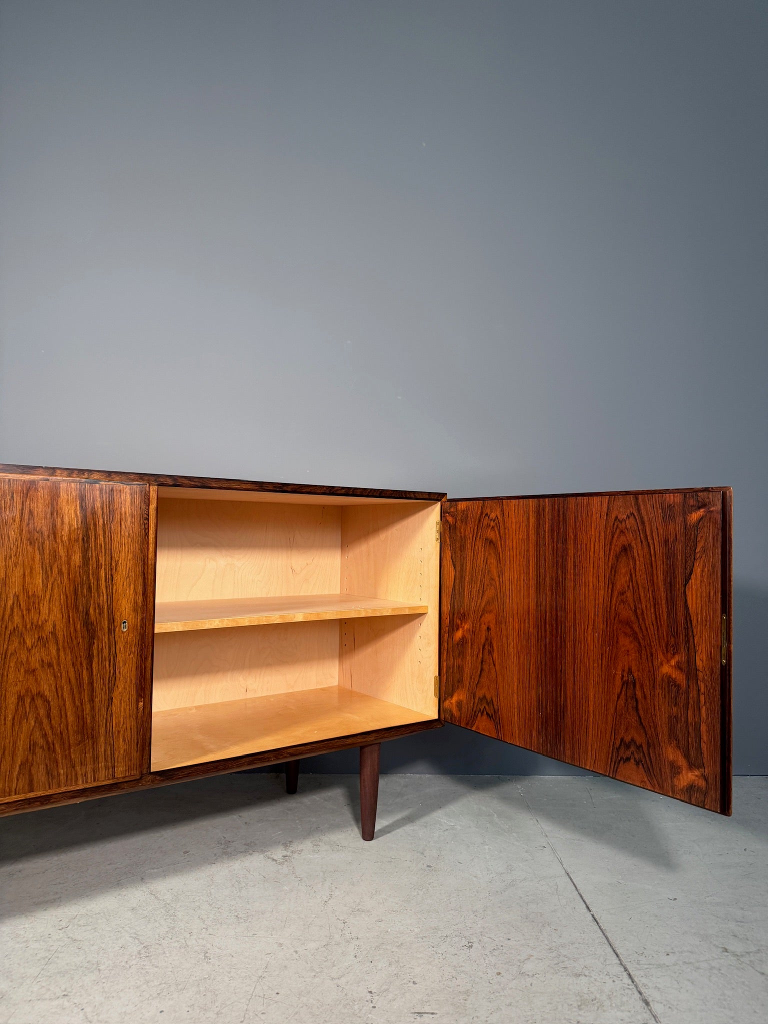Sideboard in palissandro di Poul Hundevad