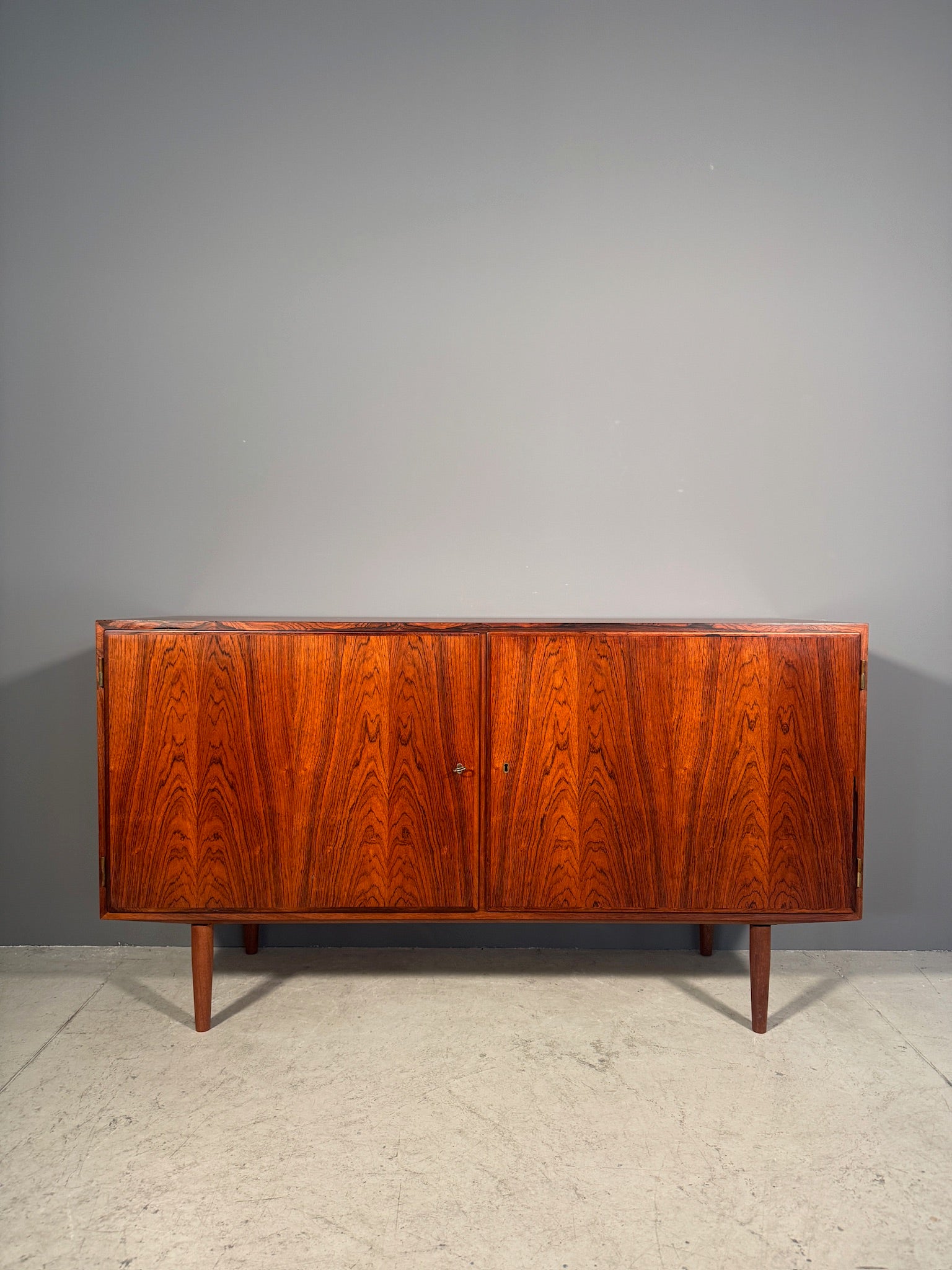 Sideboard in palissandro di Poul Hundevad