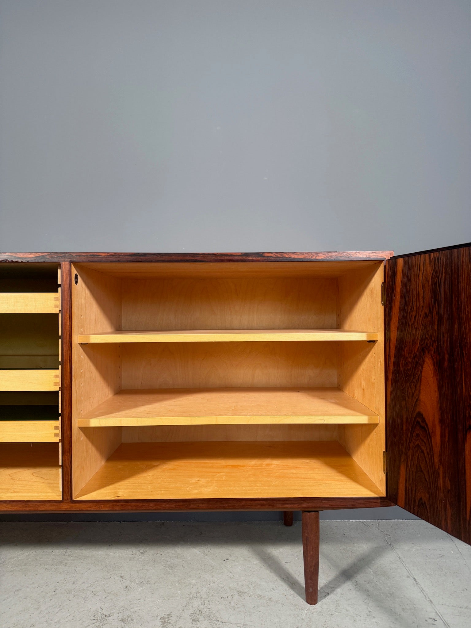 Sideboard in palissandro di Poul Hundevad