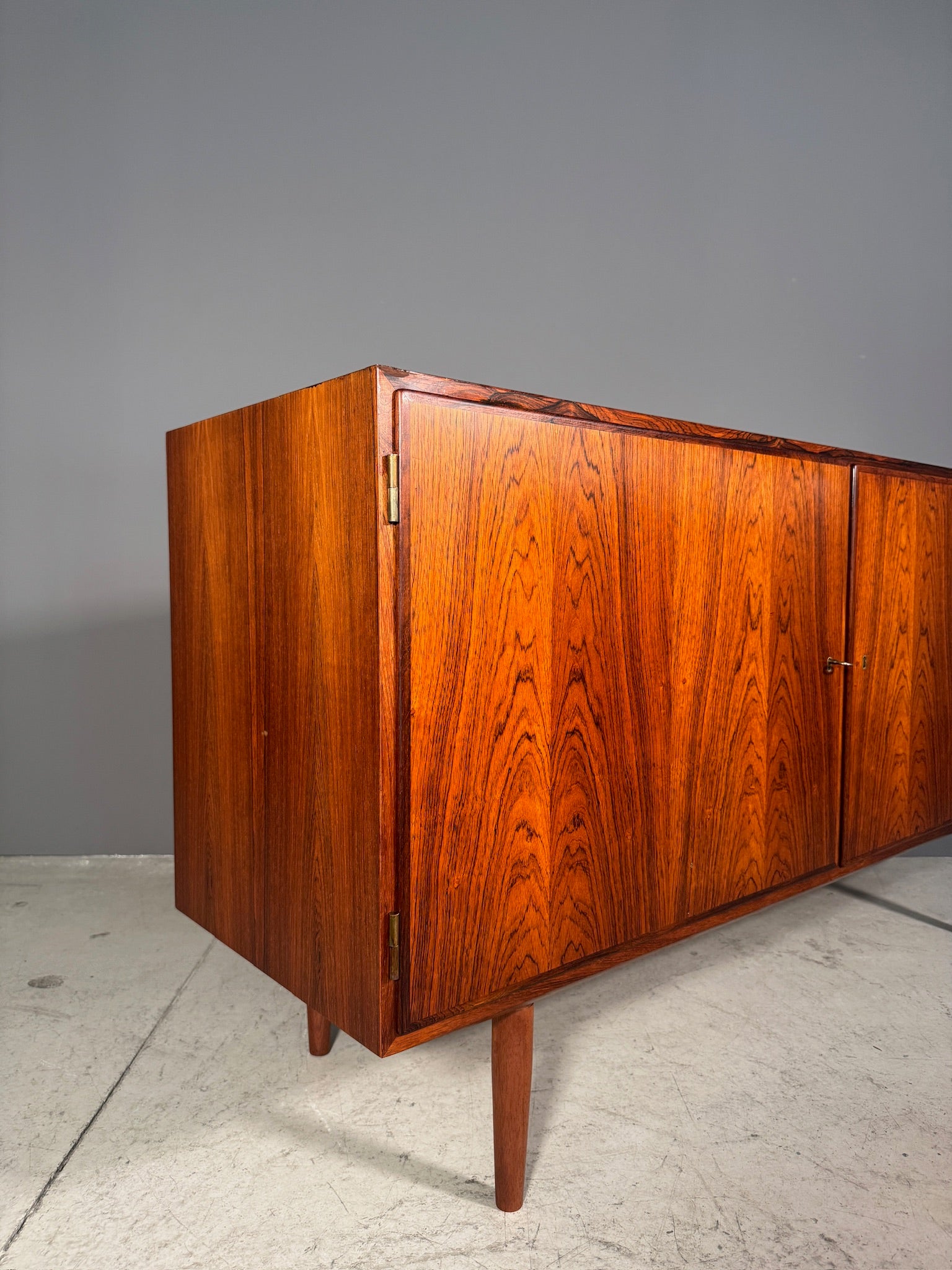 Sideboard in palissandro di Poul Hundevad