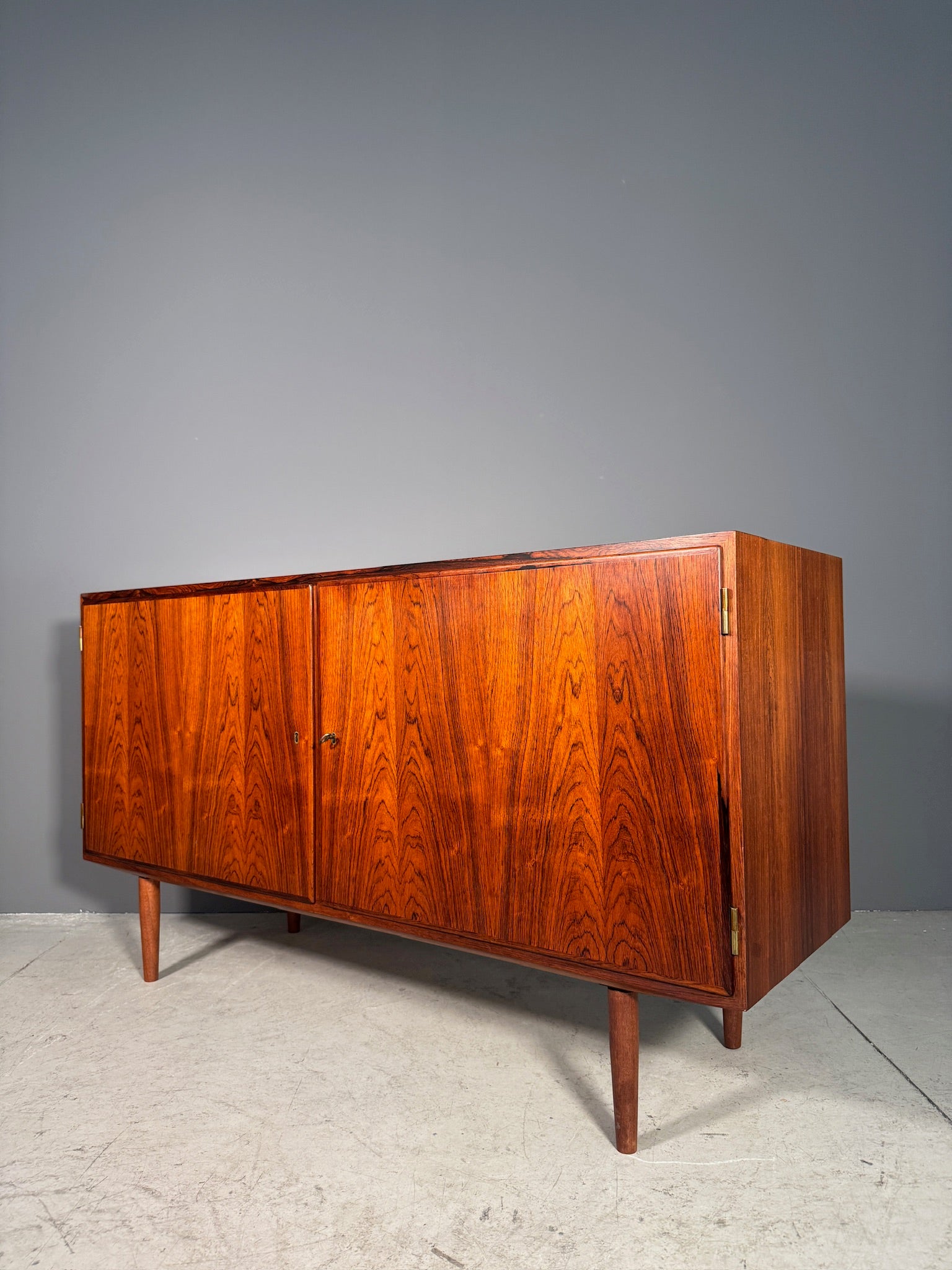 Sideboard in palissandro di Poul Hundevad