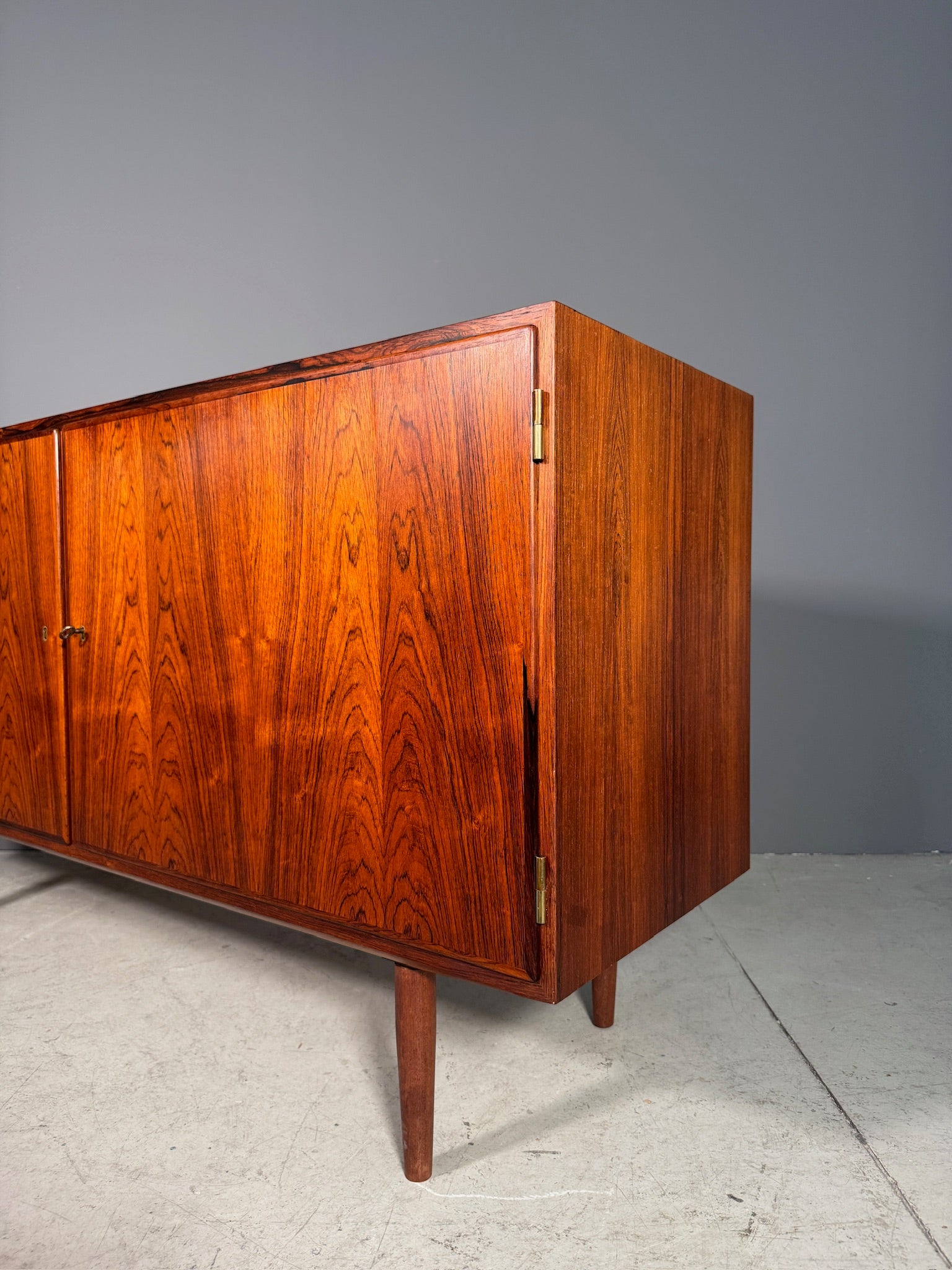 Sideboard in palissandro di Poul Hundevad