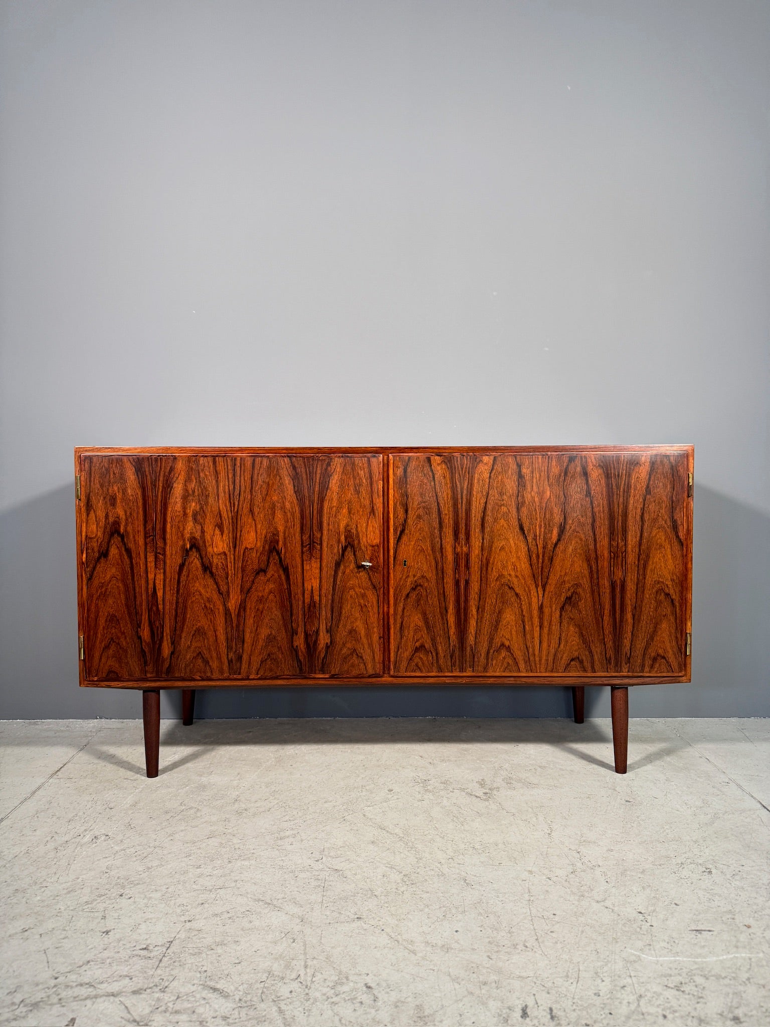 Sideboard in palissandro di Poul Hundevad