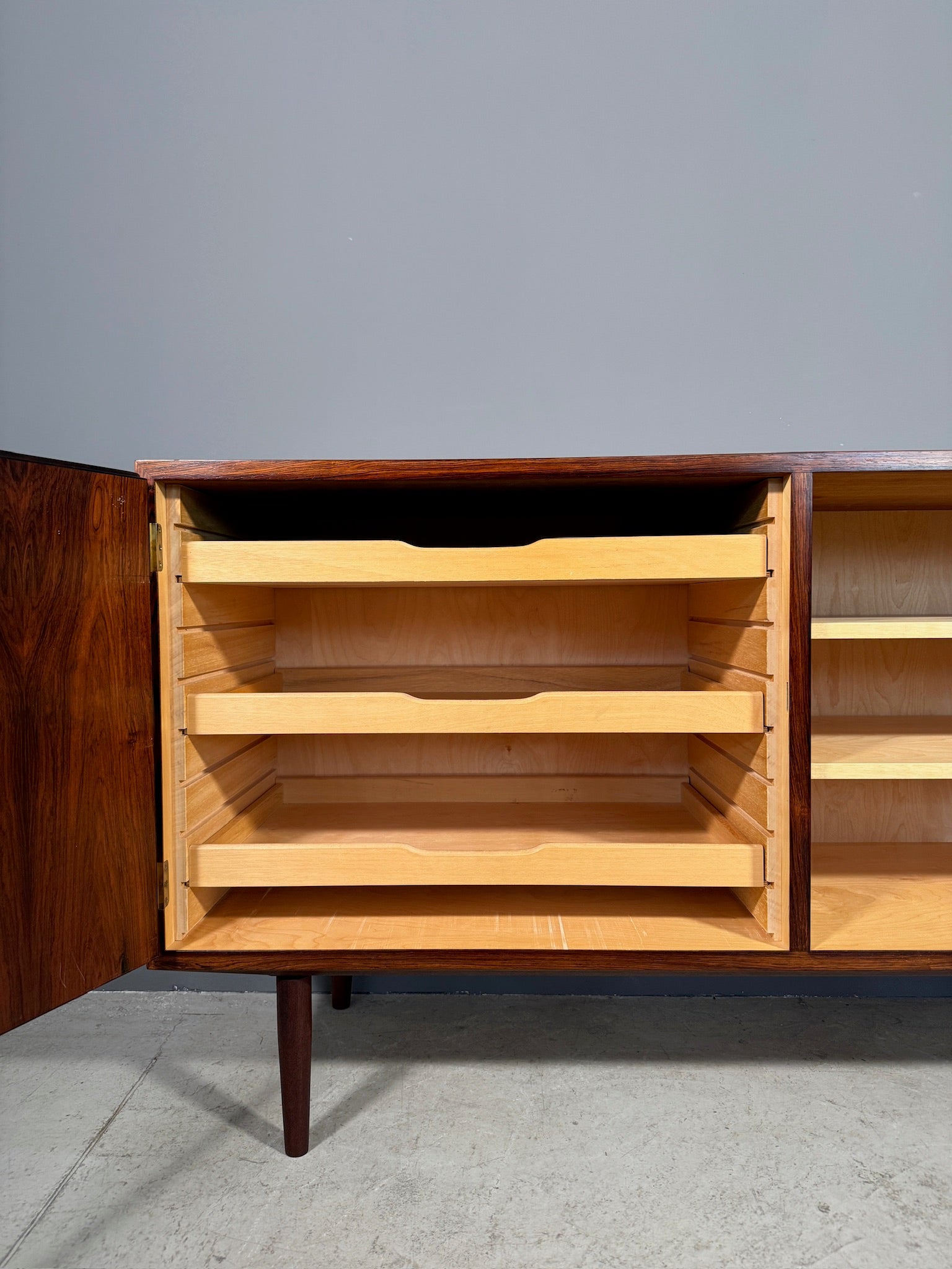 Sideboard in palissandro di Poul Hundevad