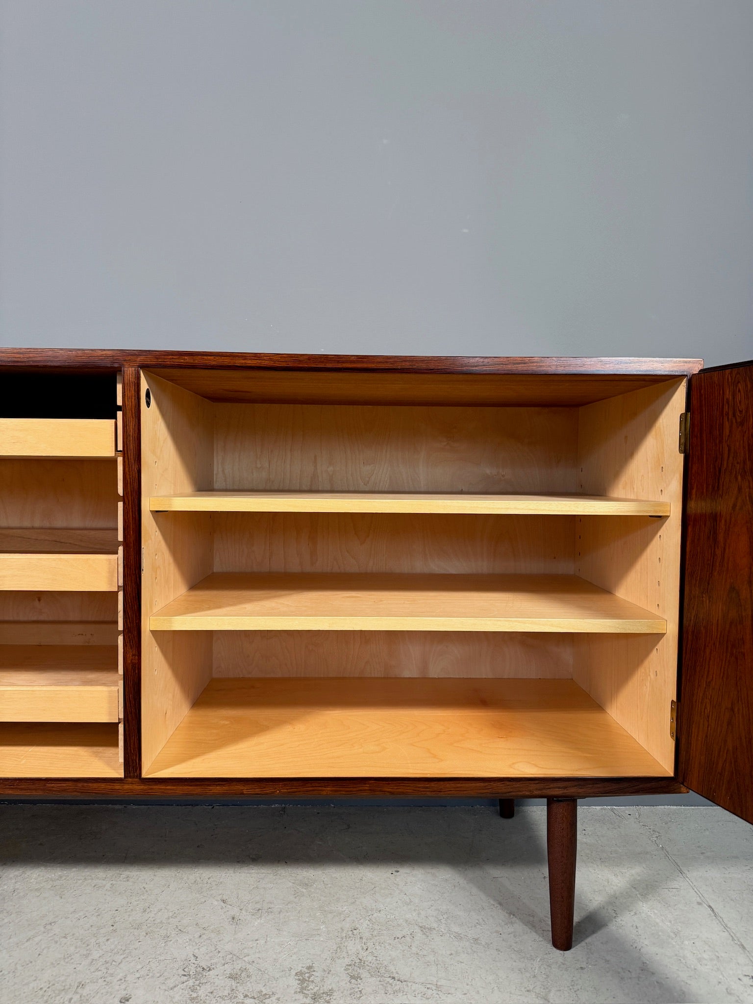 Sideboard in palissandro di Poul Hundevad