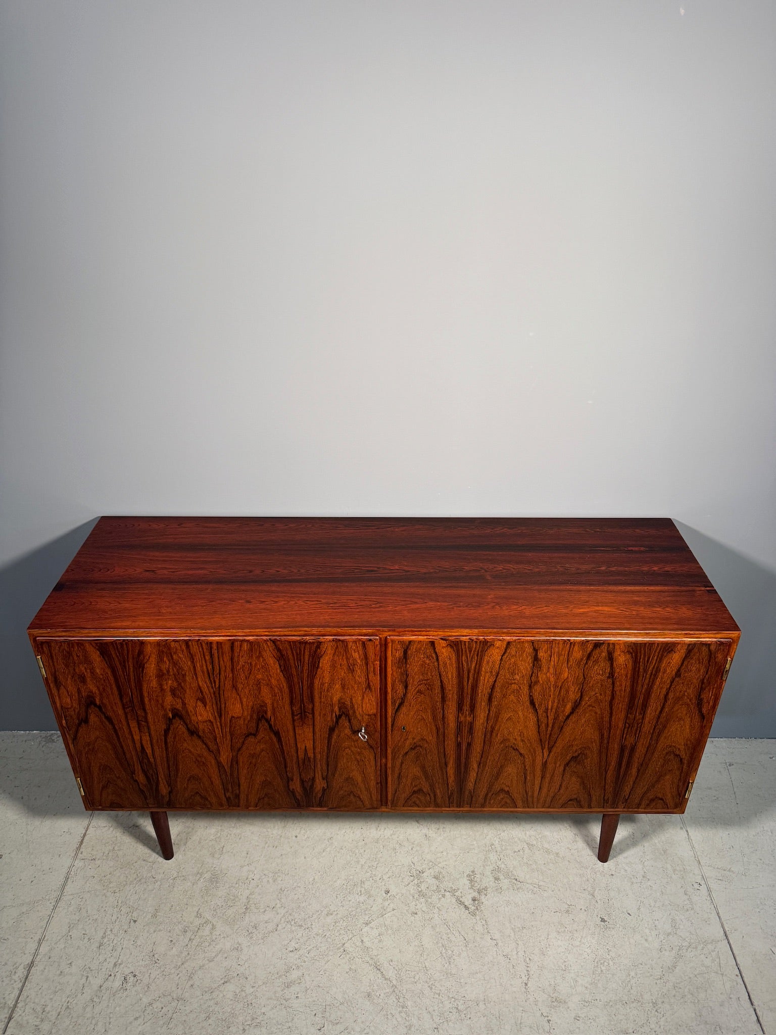 Sideboard in palissandro di Poul Hundevad