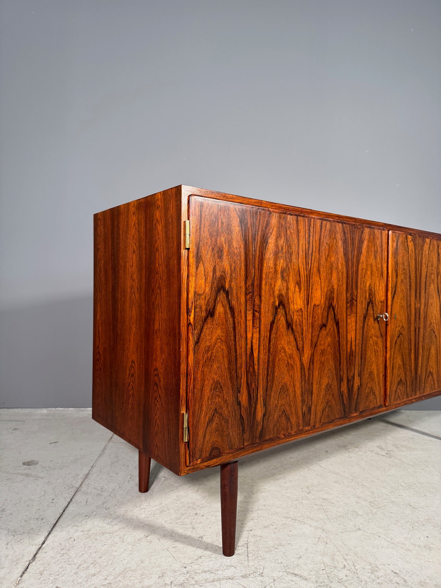 Sideboard in palissandro di Poul Hundevad