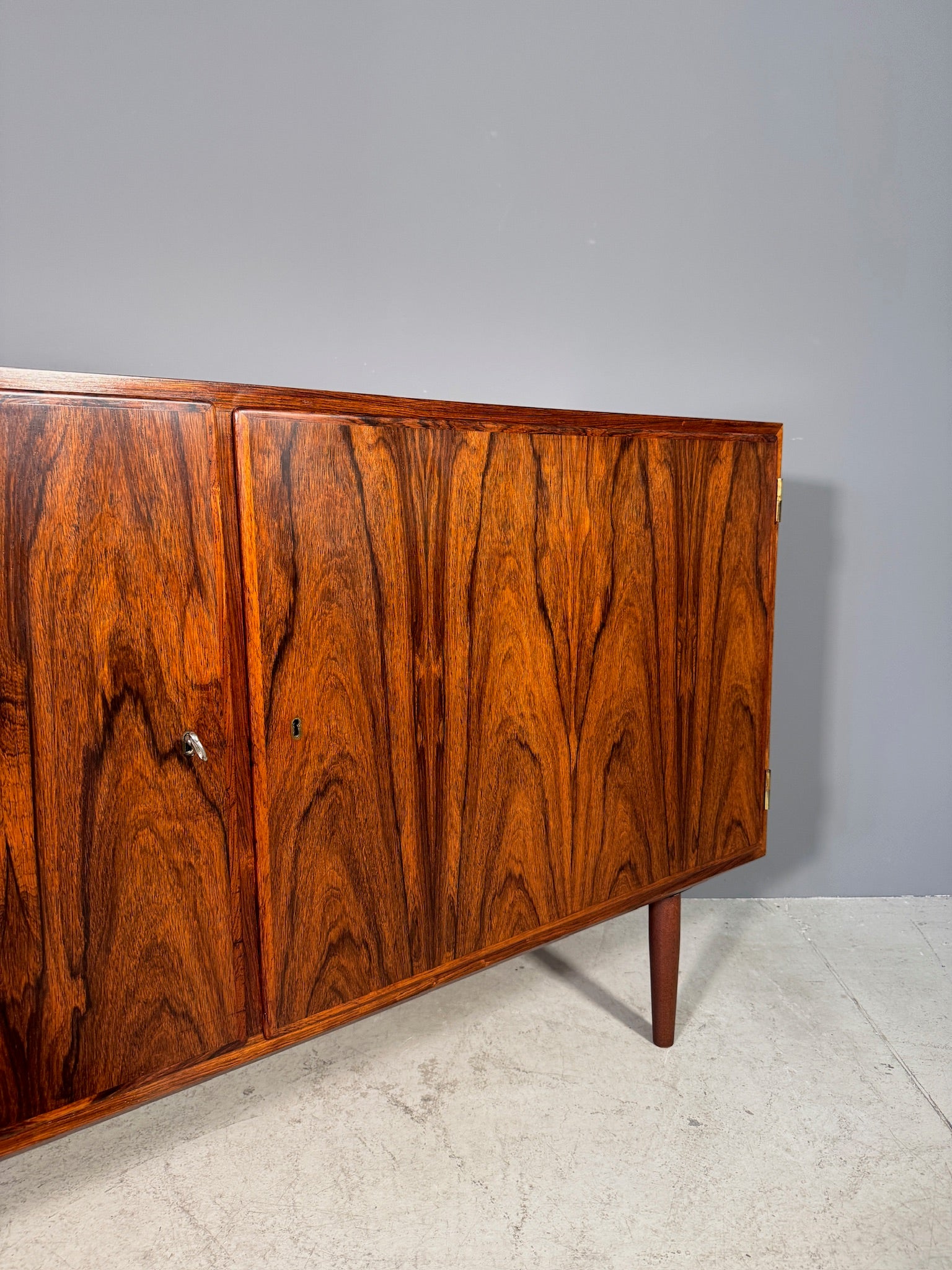 Sideboard in palissandro di Poul Hundevad
