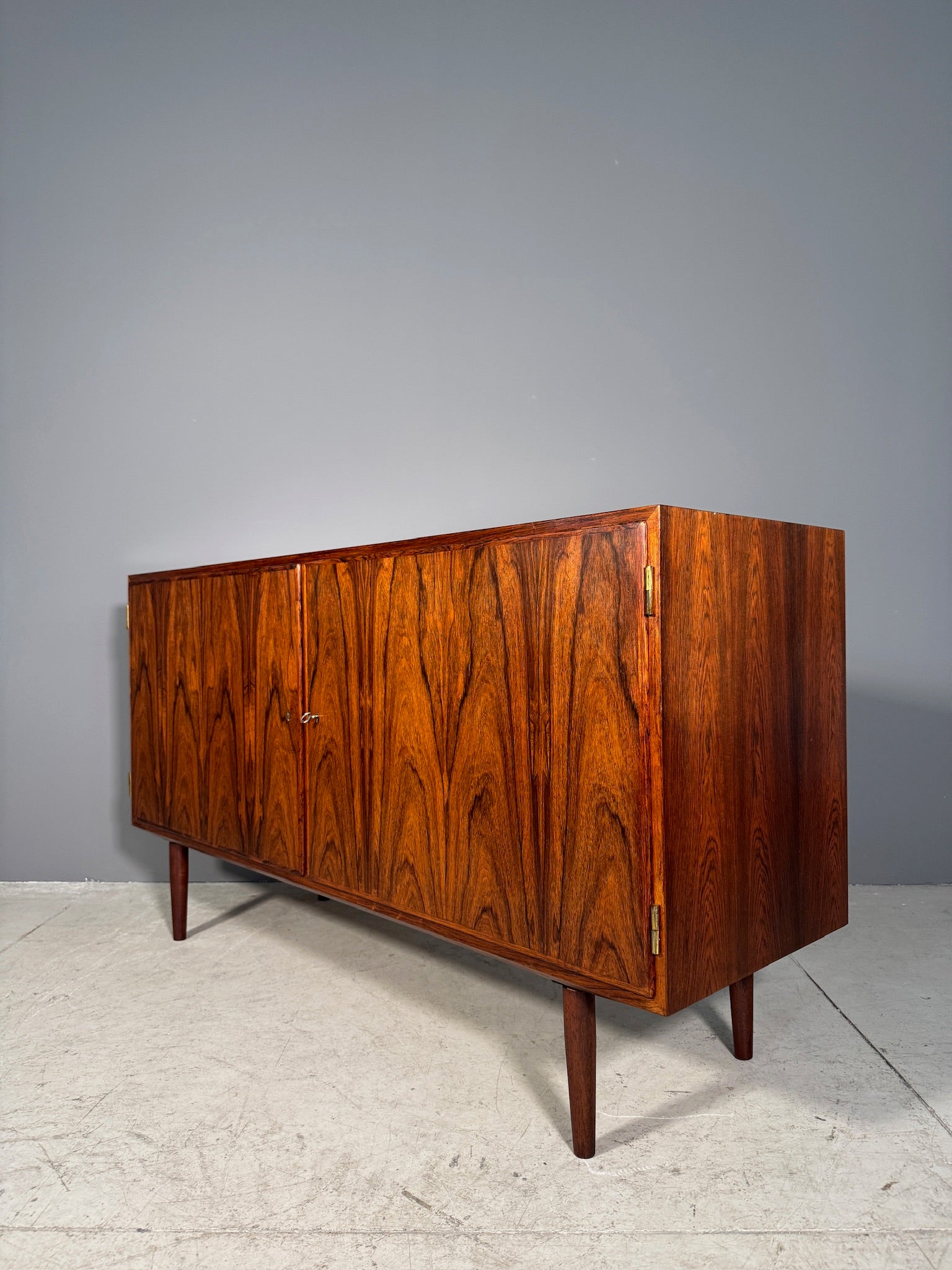 Sideboard in palissandro di Poul Hundevad