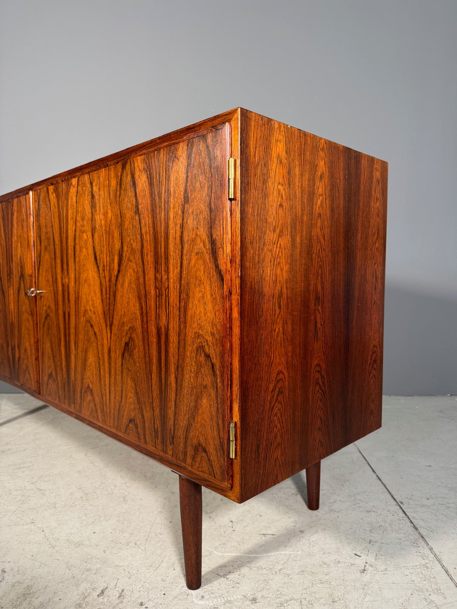 Sideboard in palissandro di Poul Hundevad