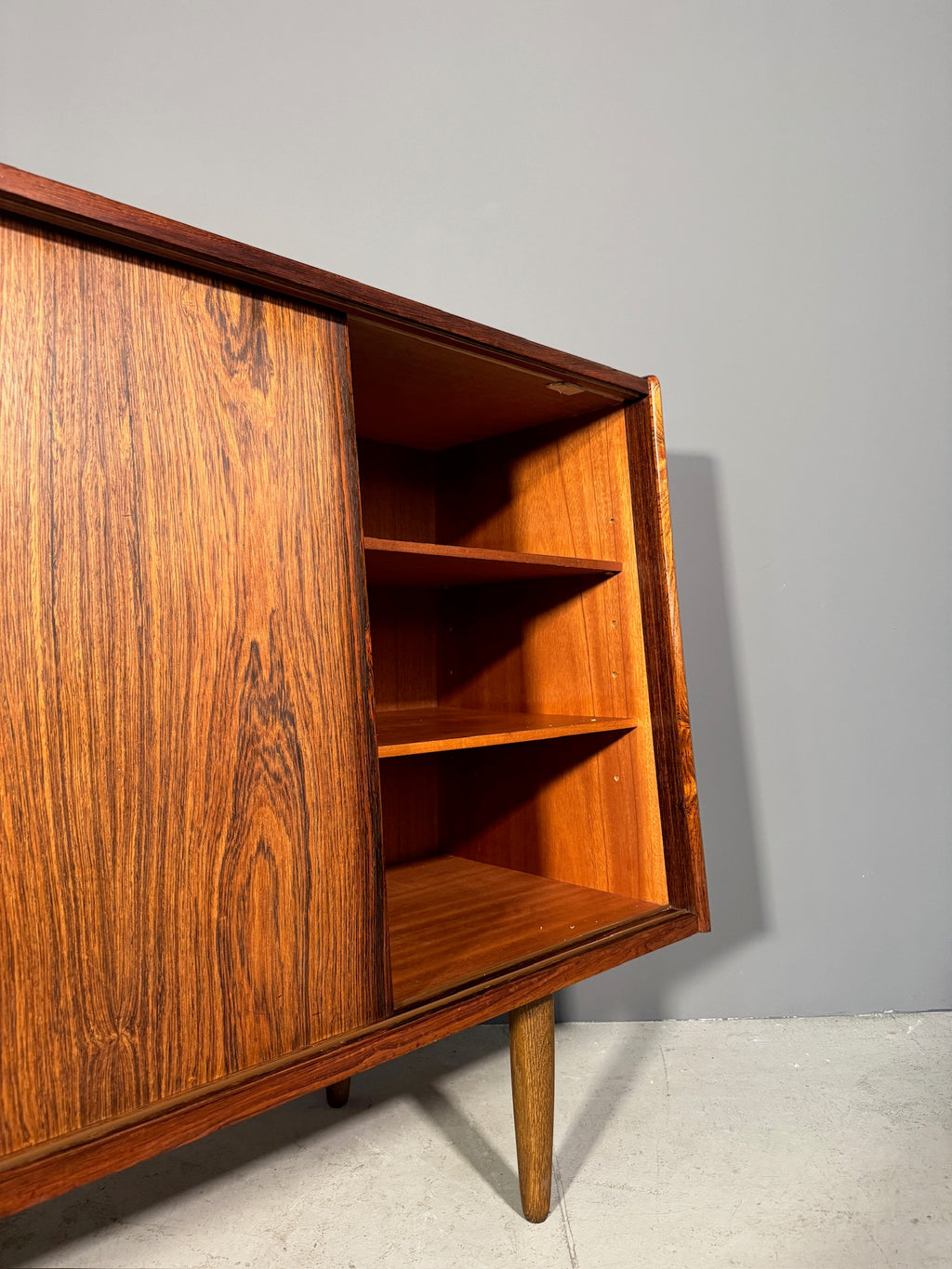 Sideboard danese in palissandro