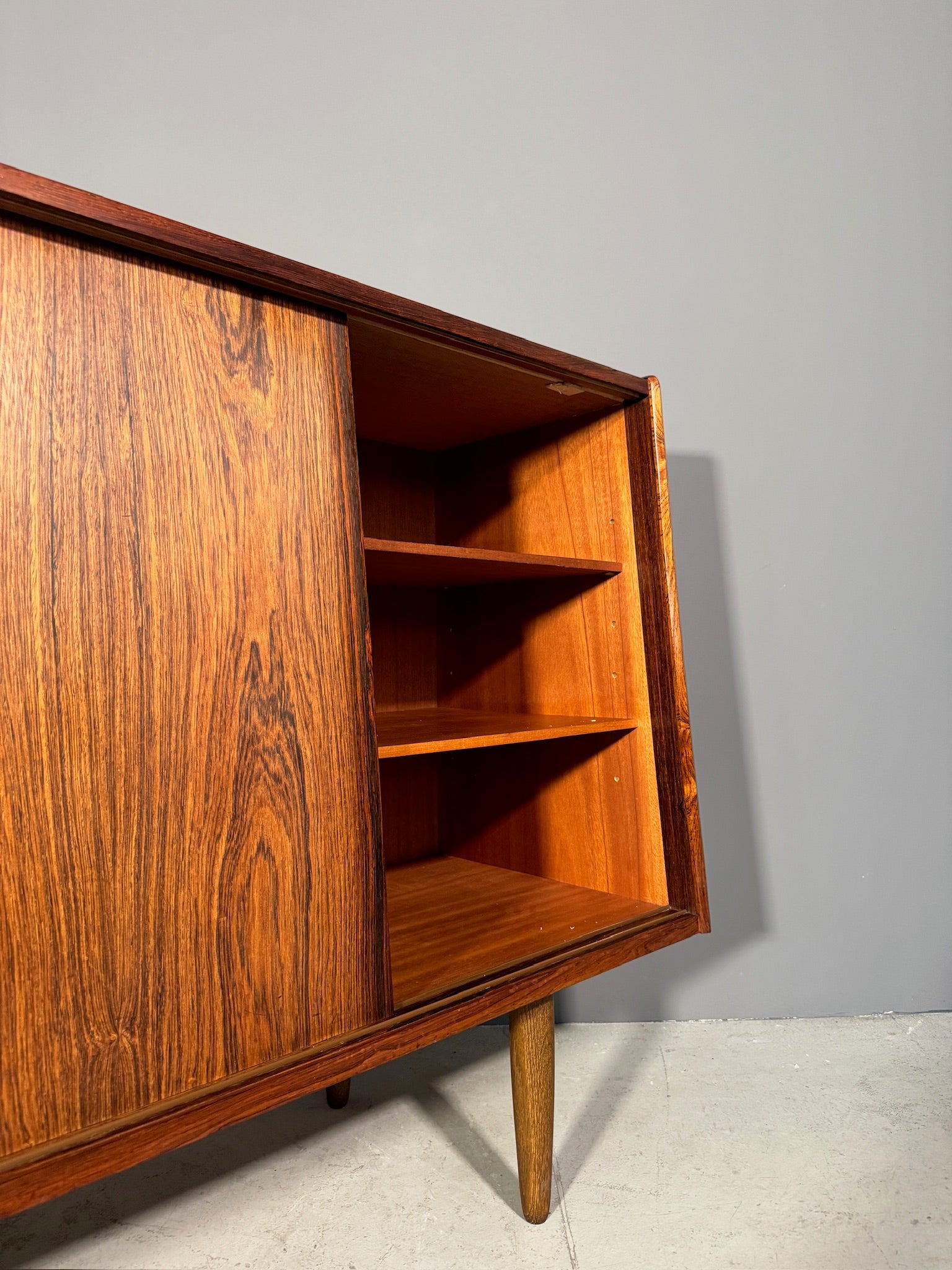 Sideboard danese in palissandro